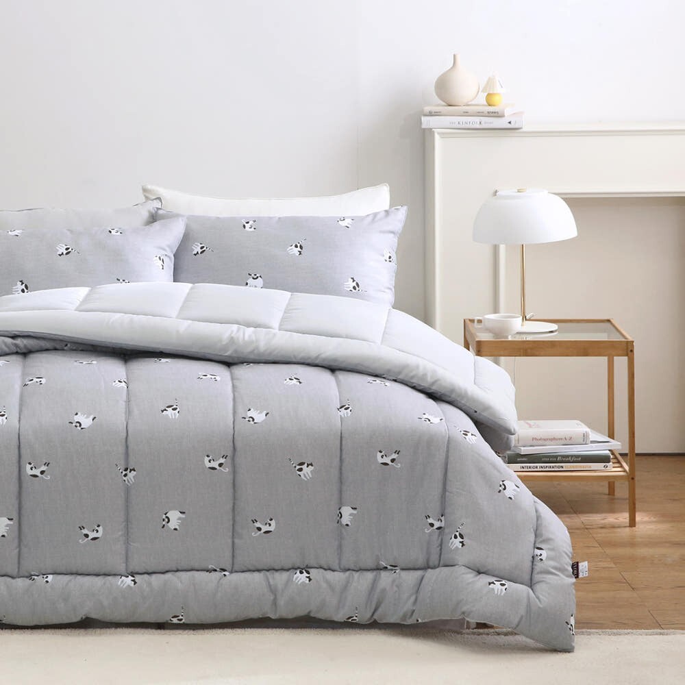 Cats Dust-Free Semi-Microfiber All-Season Comforter & Pad Set