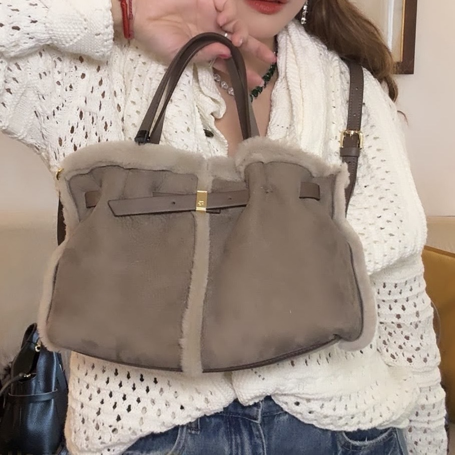 SMA-GGG0918-042 SVEVA SHEARLING MEDIUM-TAUPE (A42)