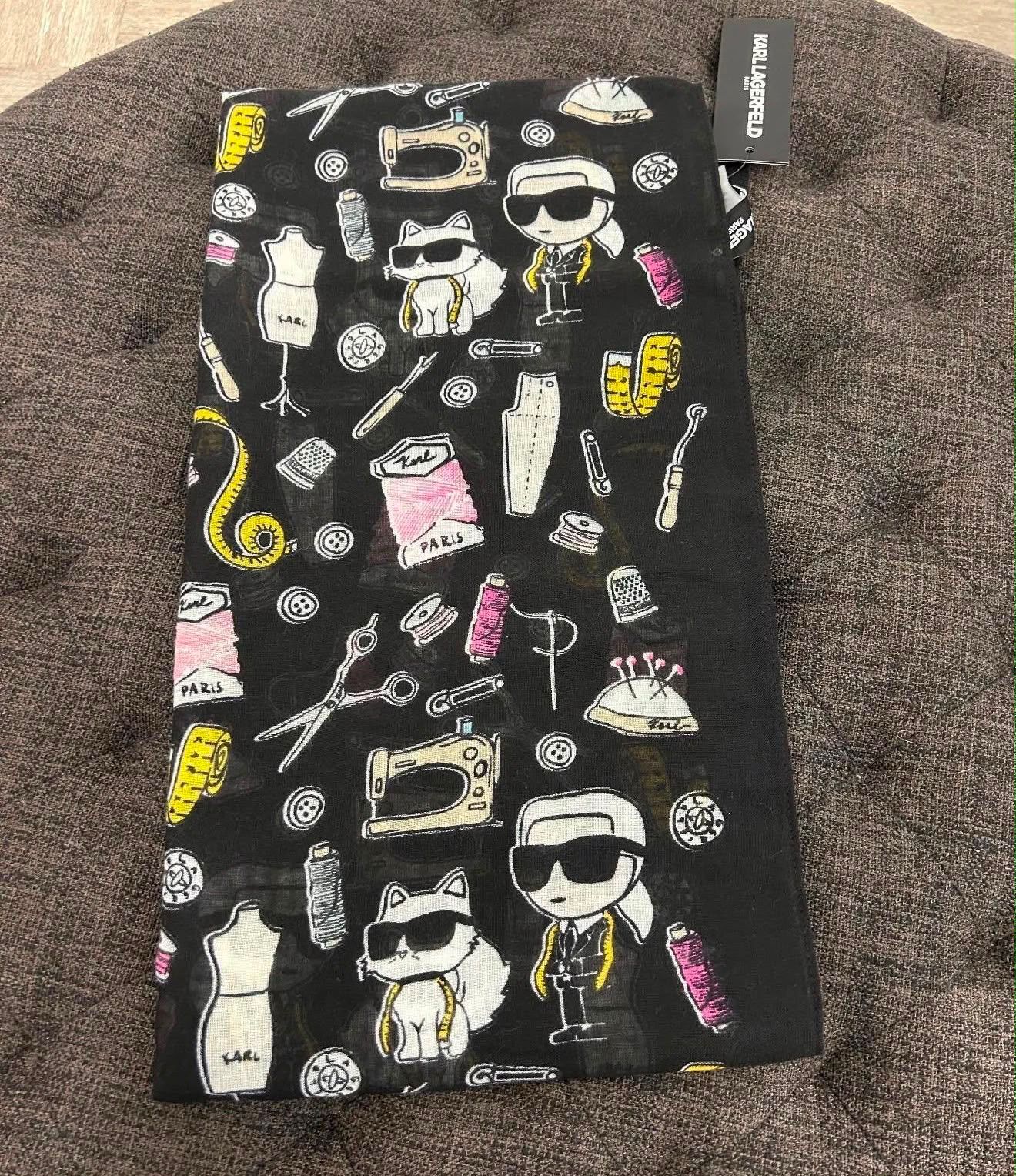 加姐 Karl Lagerfeld 黑色圍巾 (公仔) *滿$899包京東送貨上門* KL85