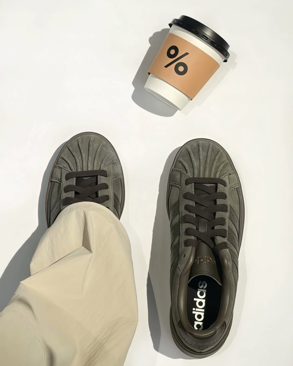 (預訂) ADIDAS STREET TALK - Olive