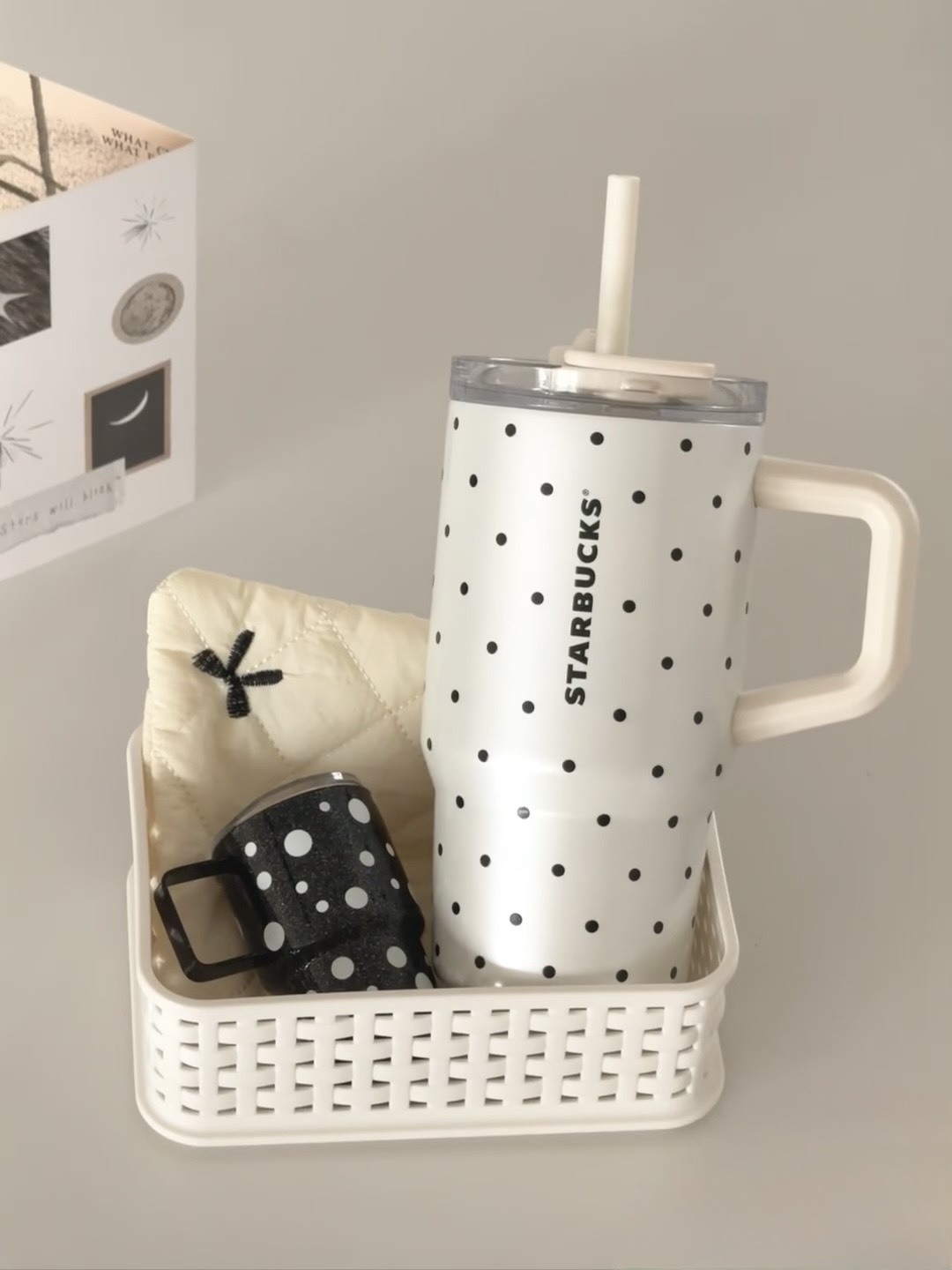 【預購】國外限定 Starbucks 波點漫境系列 黑白波點 水壺 雙飲口 保溫杯 615ml 買大送小 組合