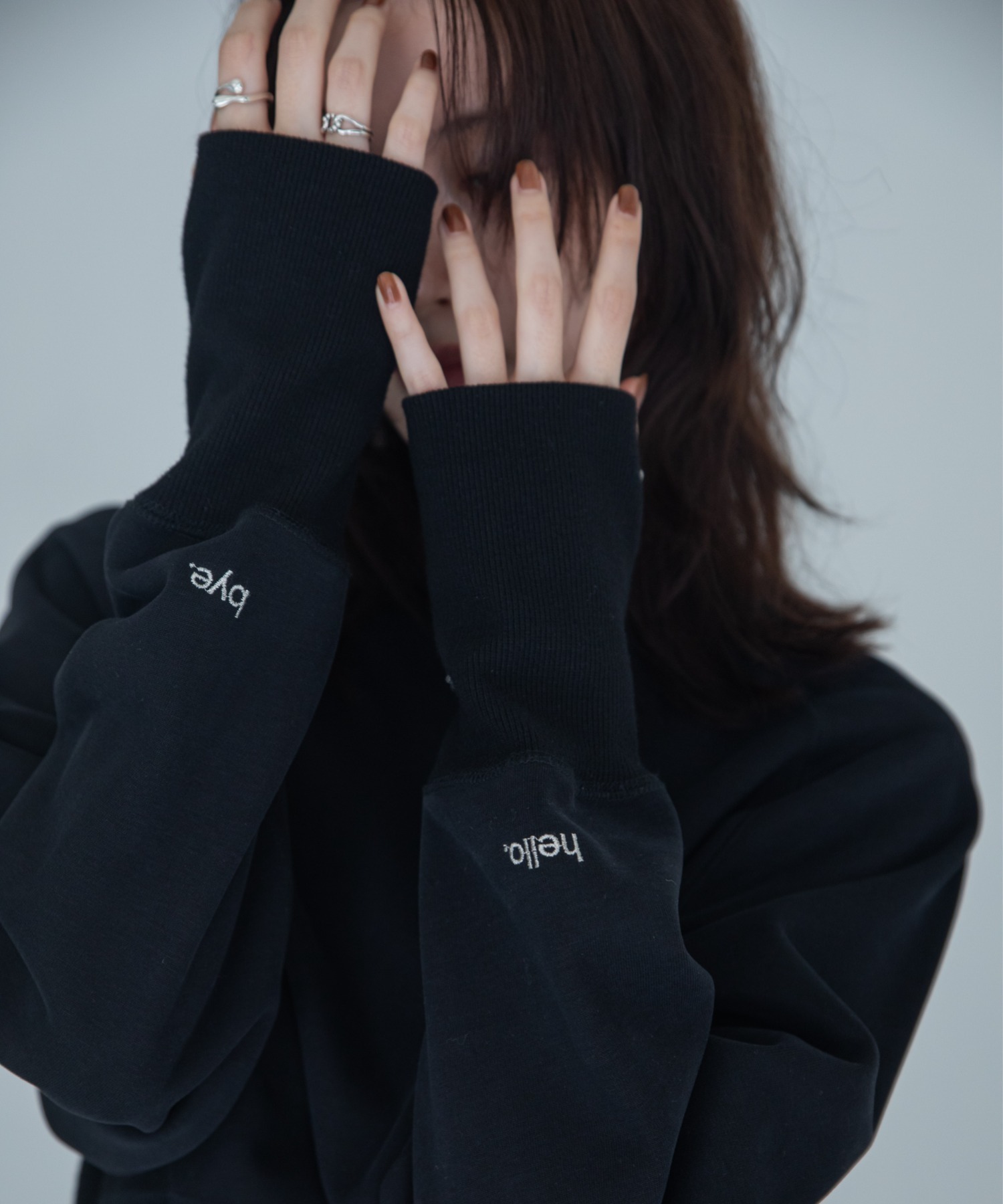 日本 VACANCY Hello bye 刺繡 撞色 短版 大學T 五色