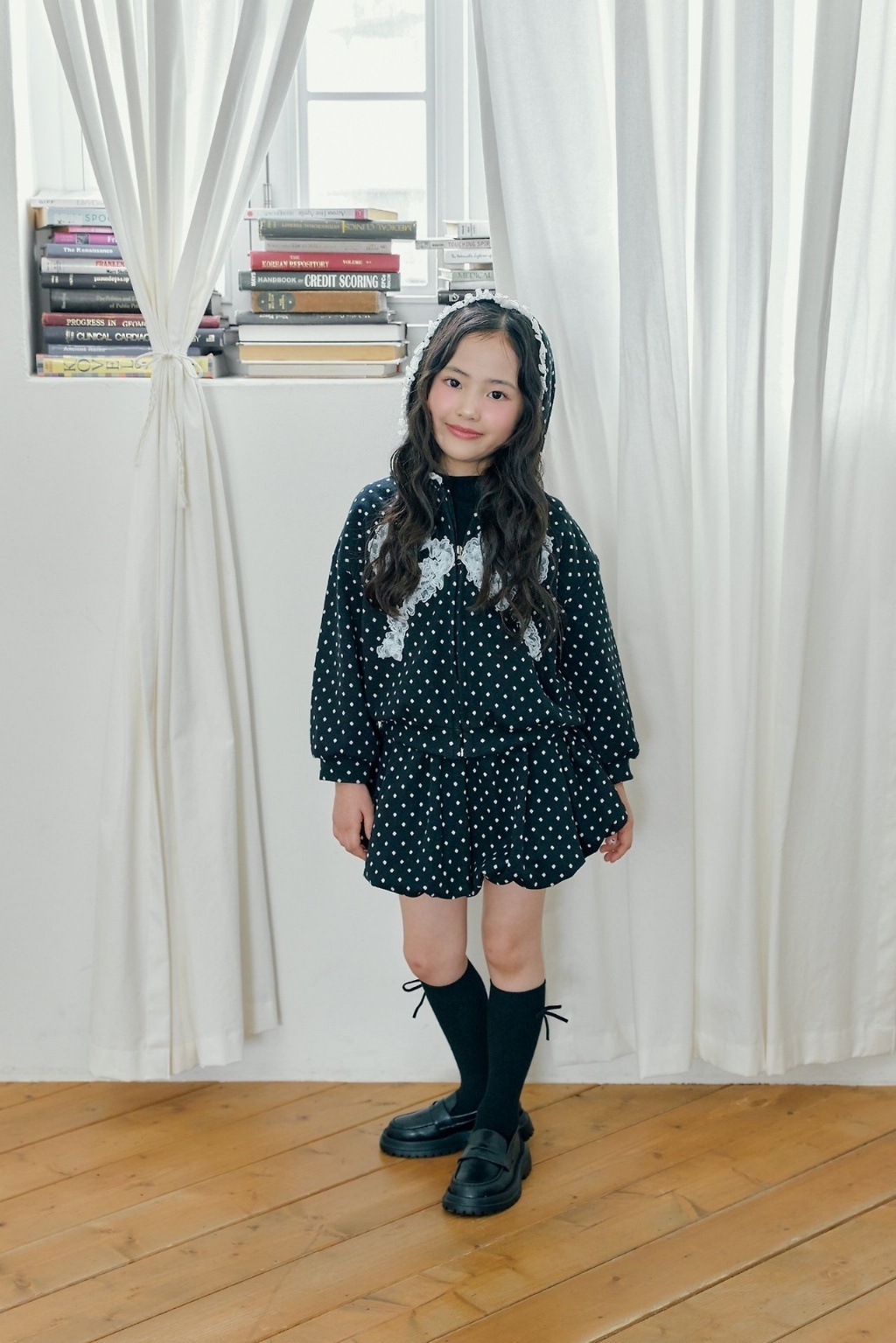 正韓秋bbb 兩色甜美蕾絲蝴蝶結外套