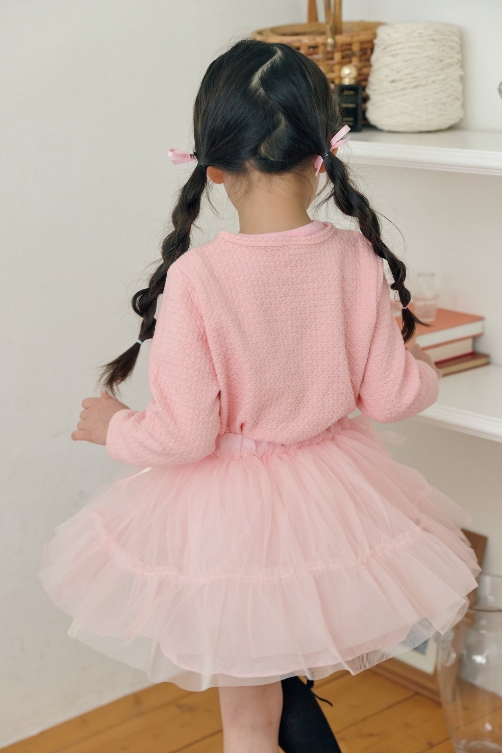 正韓秋bbb 兩色芭蕾女孩的紗裙