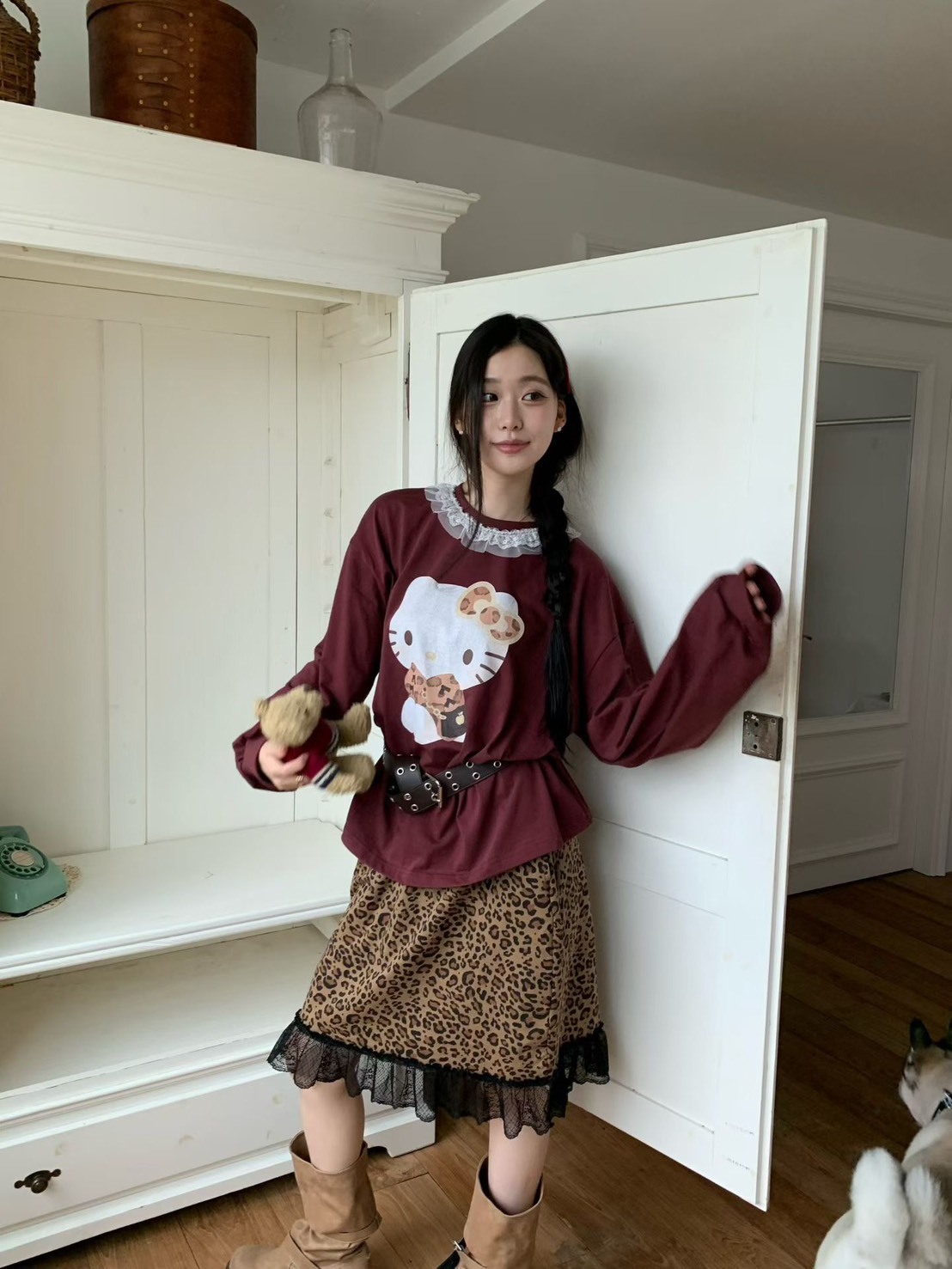 豹紋kitty蕾絲領衛衣