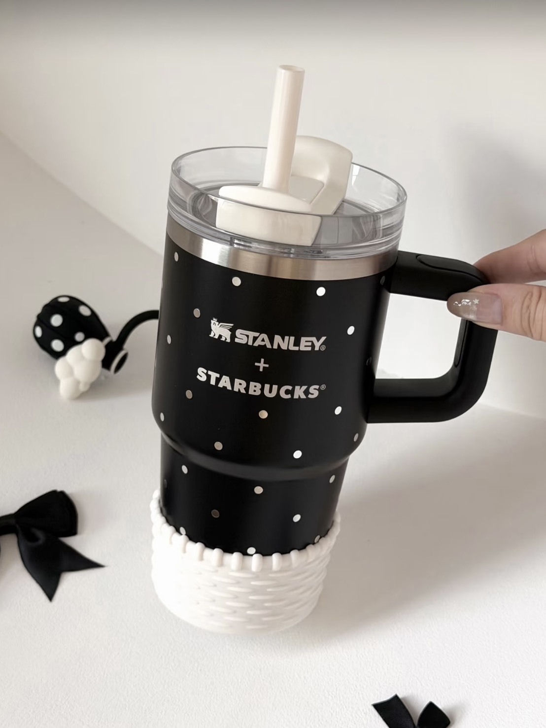 【預購】國外限定 Starbucks x Stanley 聯名 波點漫境系列 黑白波點 水壺 吸管 保溫杯 591ml