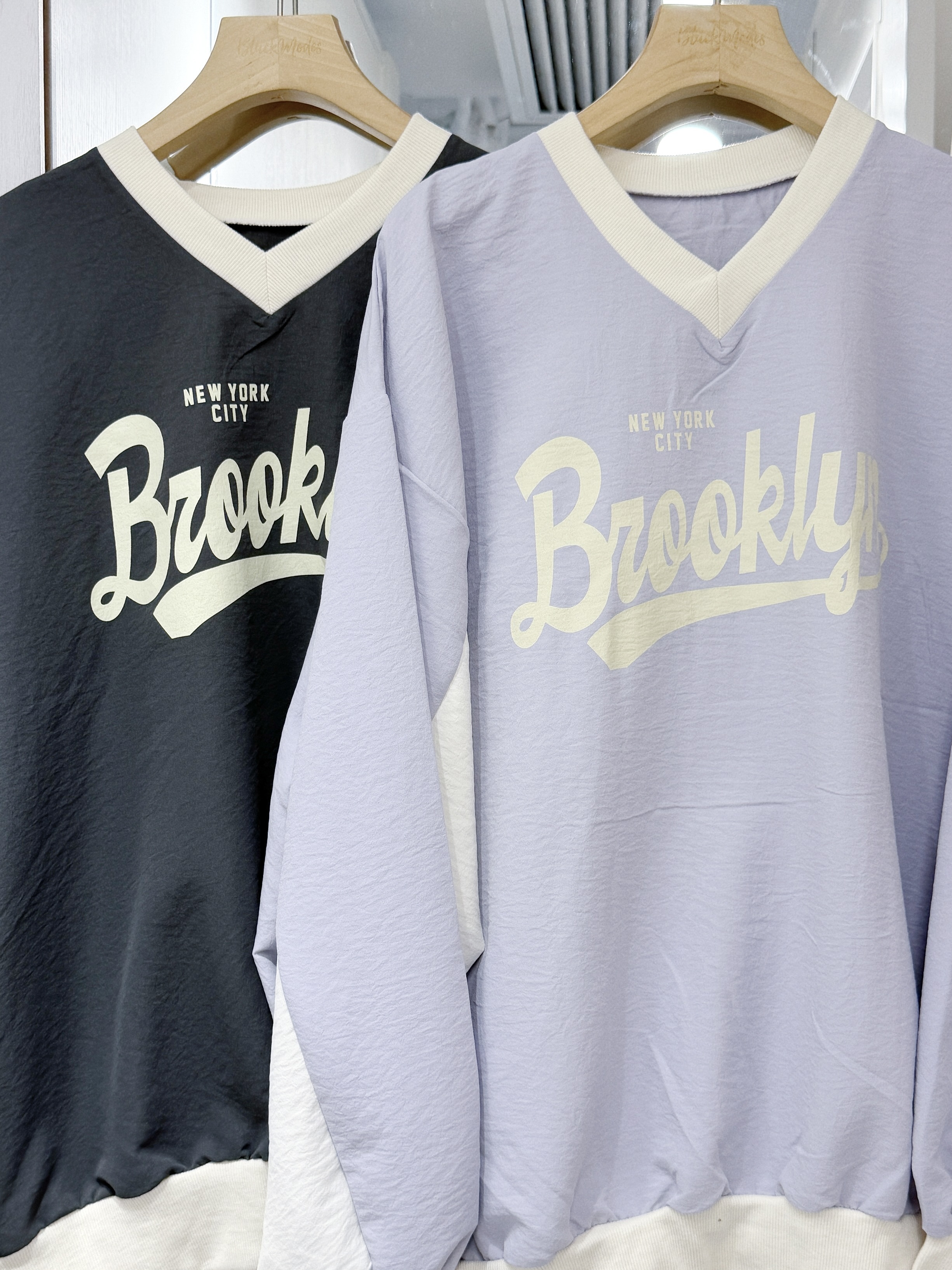（停產）H0455｜玩味⭑👾 撞色V領Brookly 風褸料寬鬆衛衣