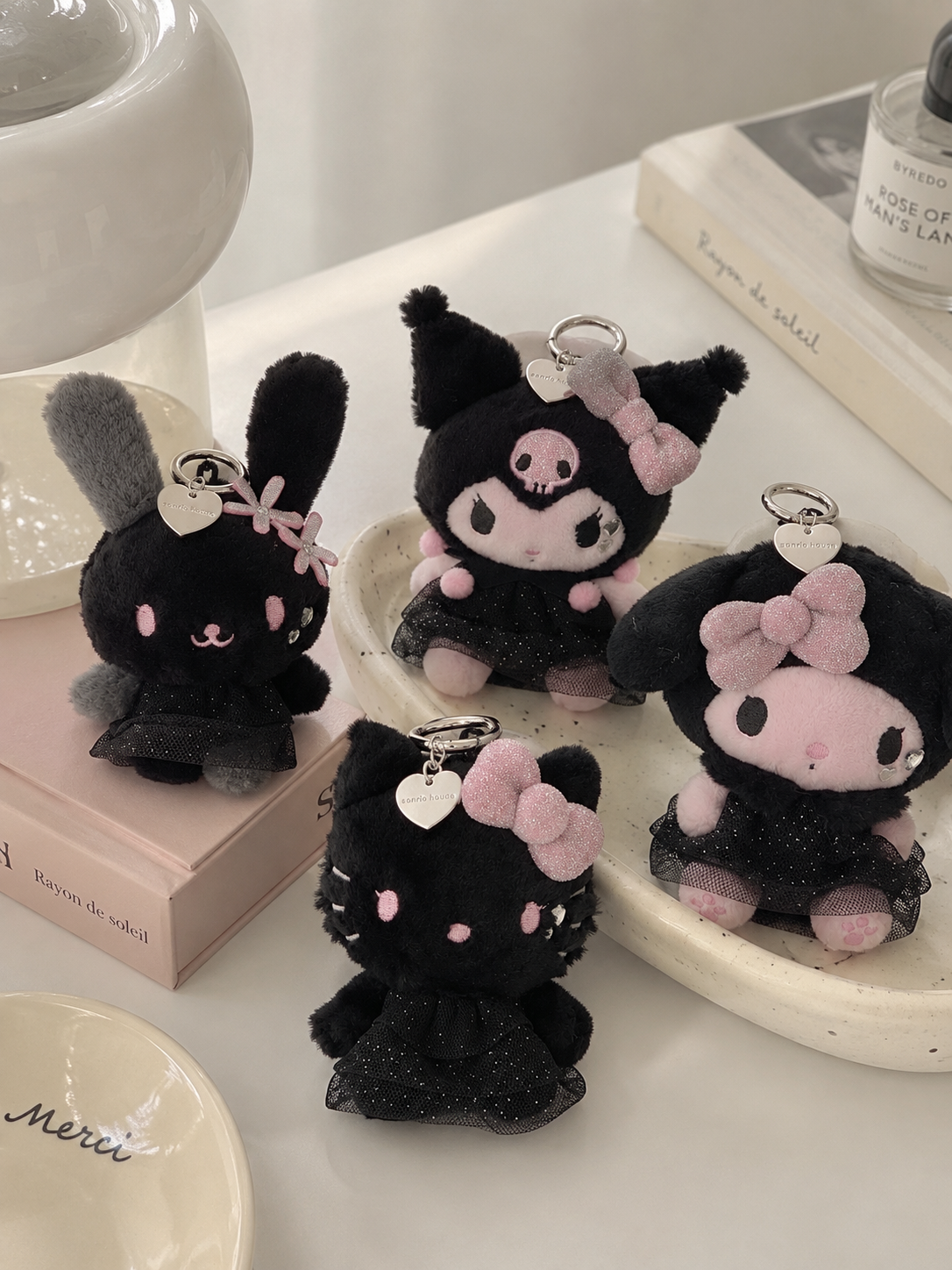 【預購】SANRIO HOUSE 日本三麗鷗之家限定 PINK×BLACK 甜美黑 毛絨絨 吊飾