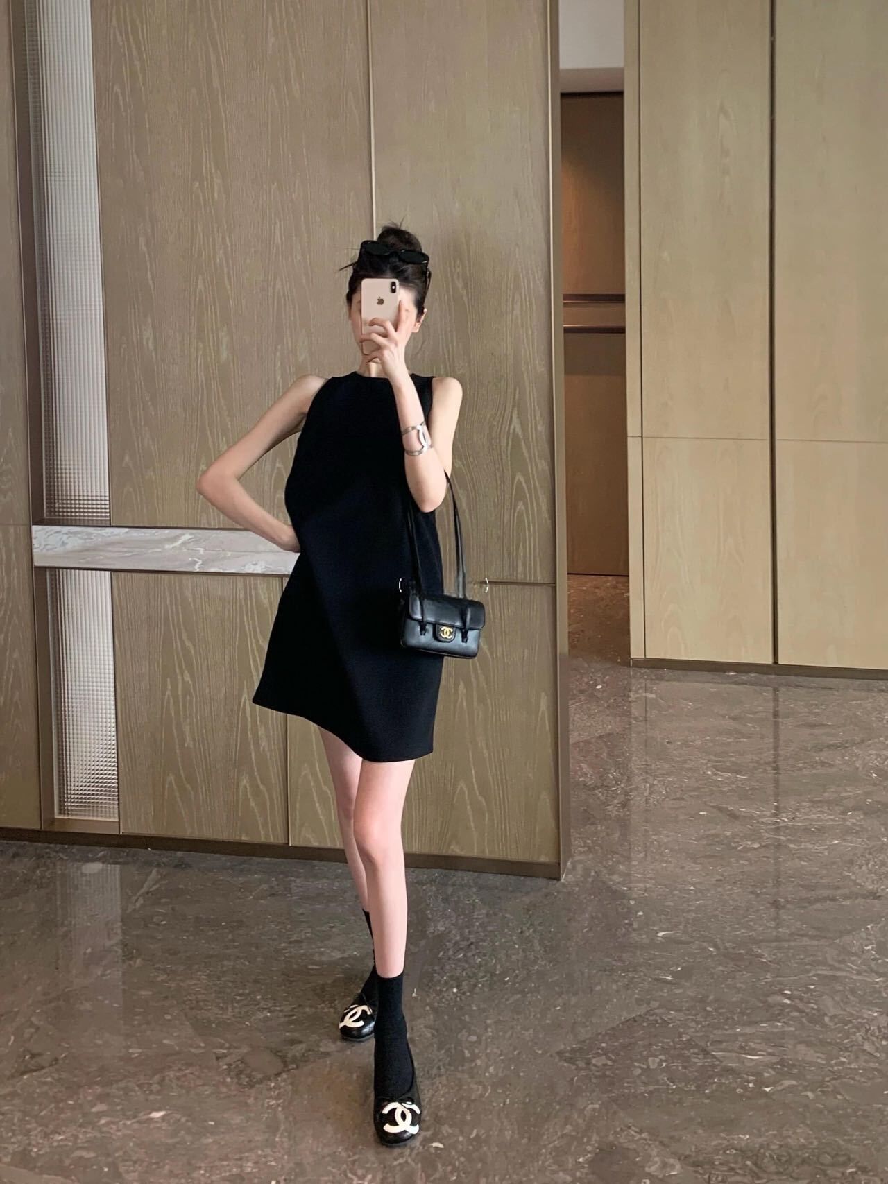 優雅小香 無袖極簡小洋裝