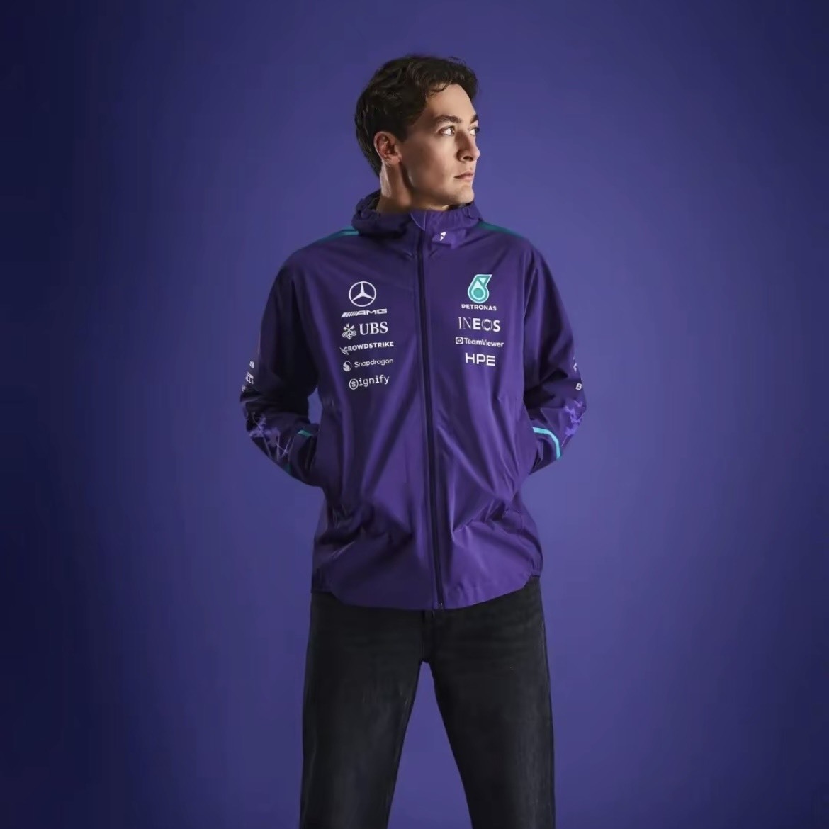 【代購】adidas × Mercedes-AMG PETRONAS F1 Team VANDA BLOOM RAIN 鄭雅賢同款 紫色防水賽車外套