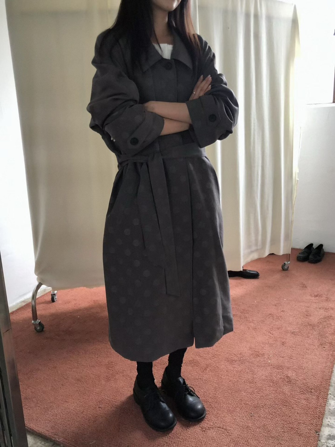 圓點長風衣
