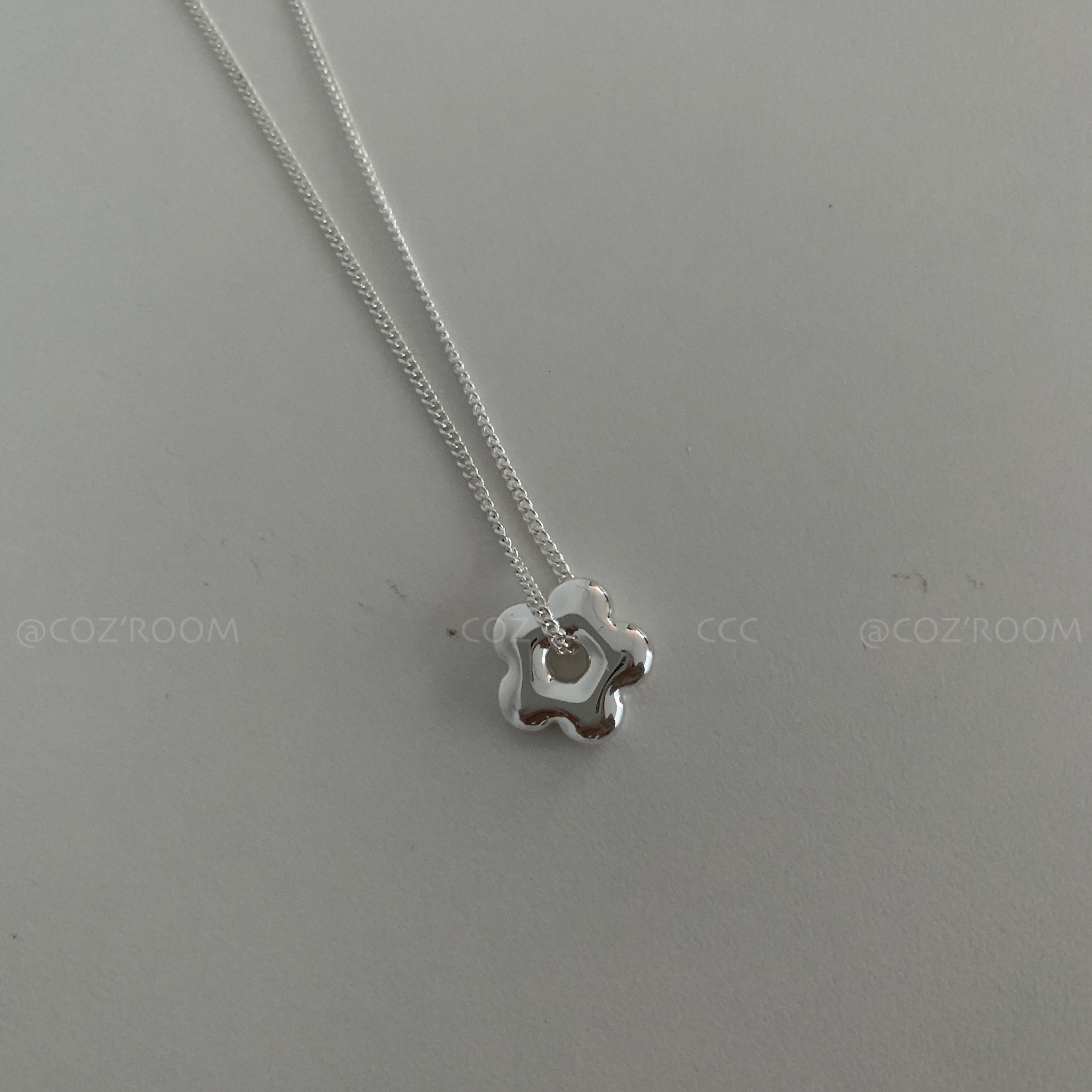 A1- 簍空立體小花項鍊 _W47