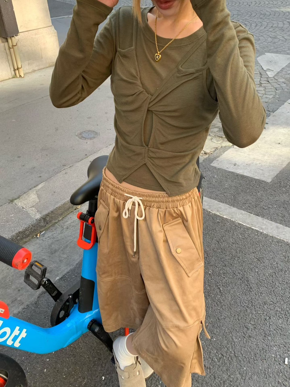 鬆緊綁帶絨布七分寬褲