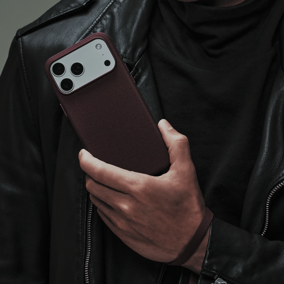 【台灣UNIU】Nyltex iPhone 18 Pro Max  織紋防摔保護殼 (原裝行貨)
