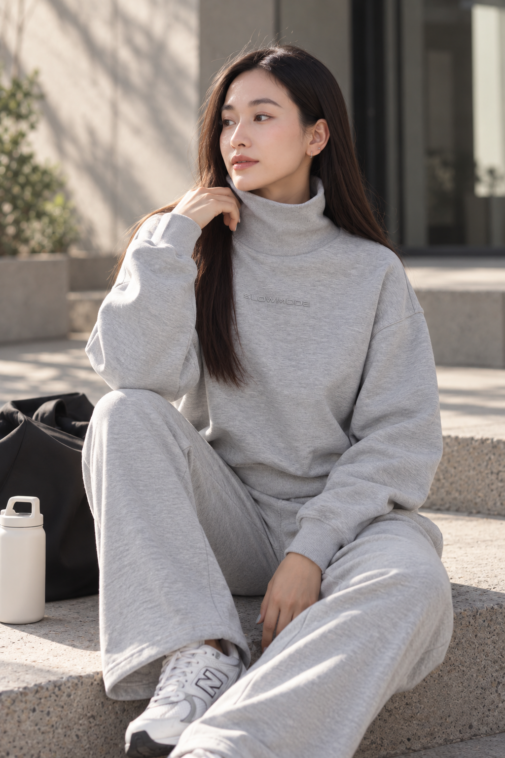 SLOWMODE 女款麻花灰高領大學T Lifestyle