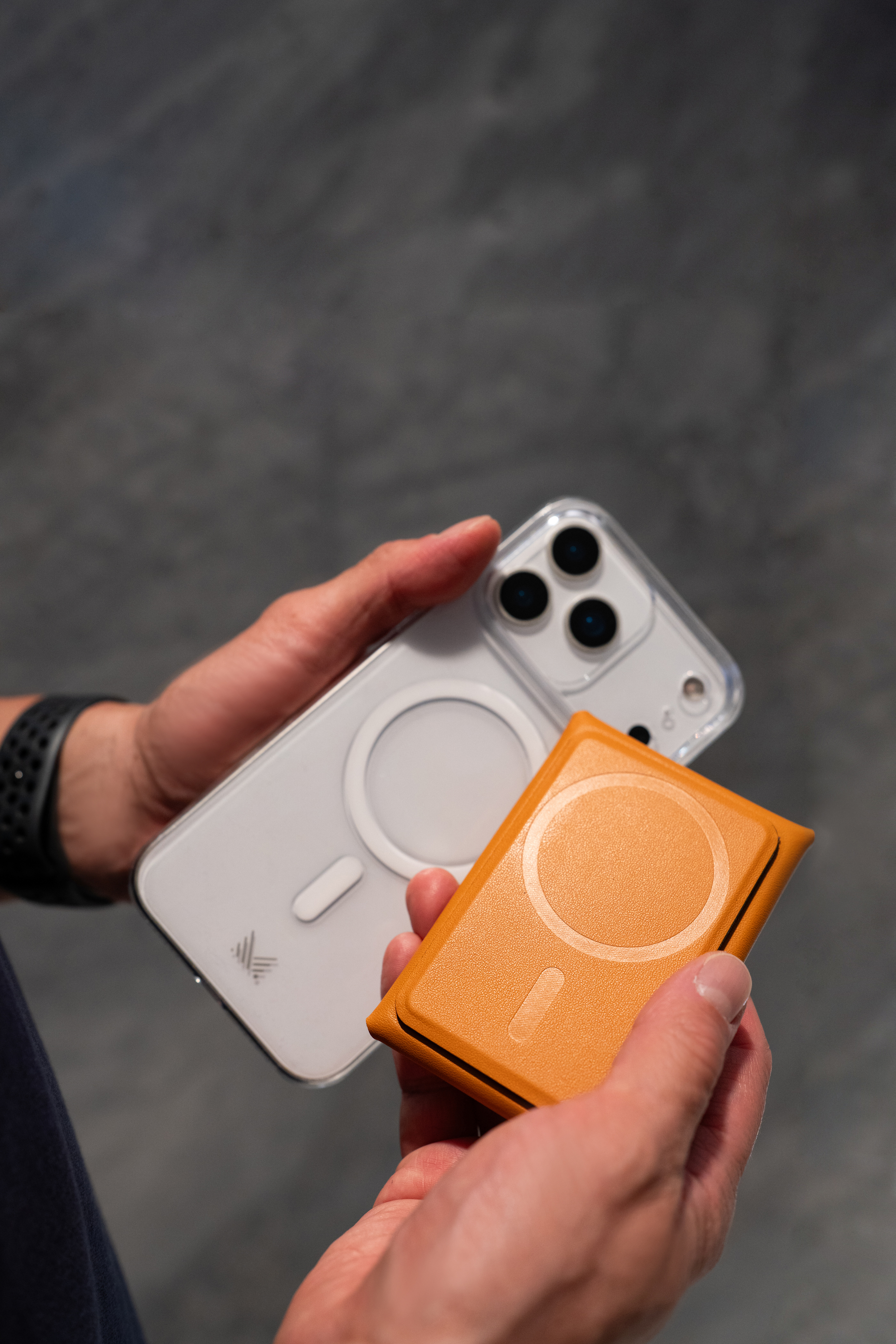 MONOCOZZI - LUCID Refined | 優質素皮革磁吸皮包支架兼容 MagSafe for iPhone