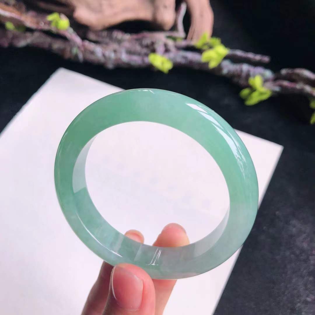 952654 51mm冰糯種甜綠翡翠寬邊手鐲 (50-52)