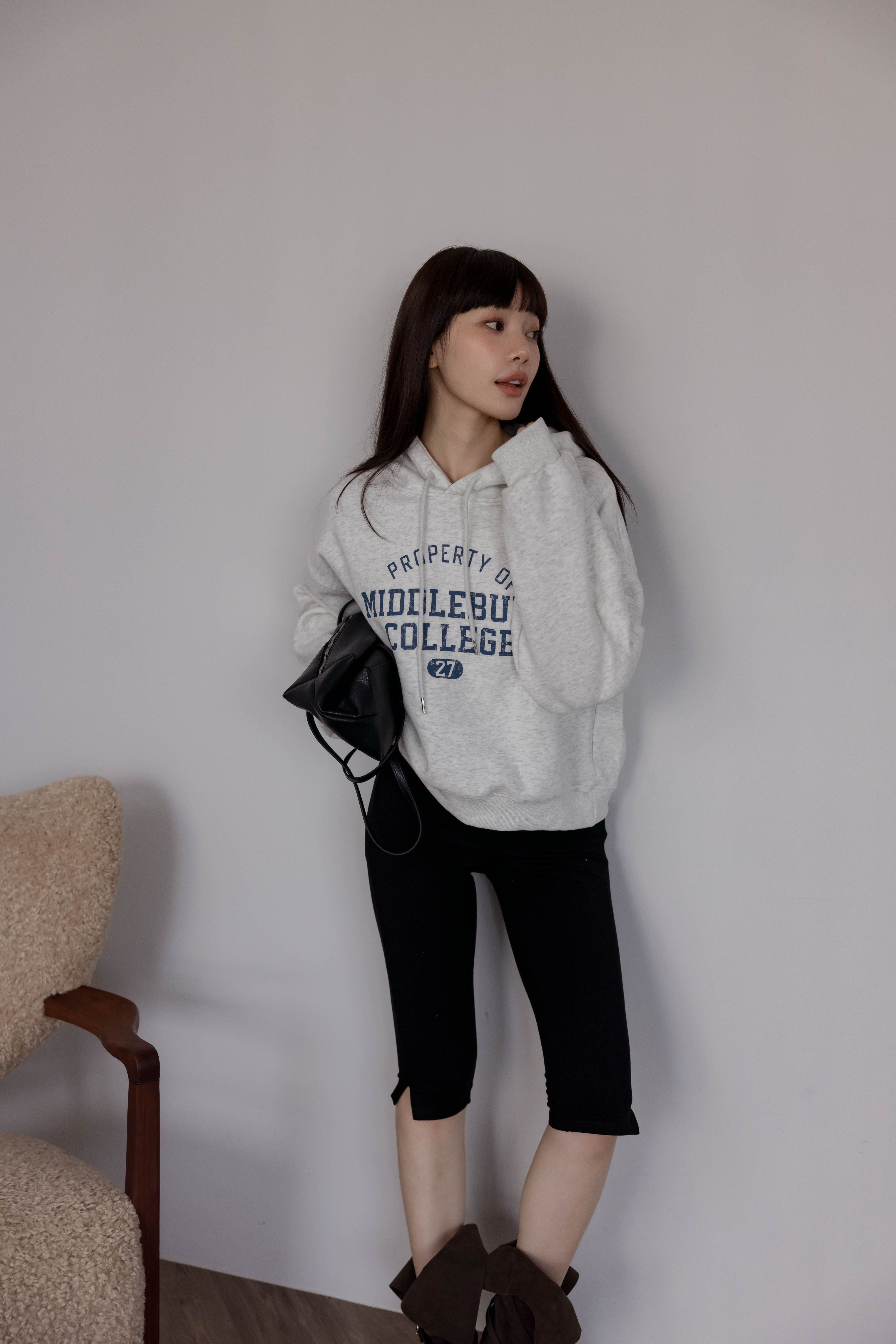 (預購)#AW25短版連帽印字衛衣(黑/白灰/咖)