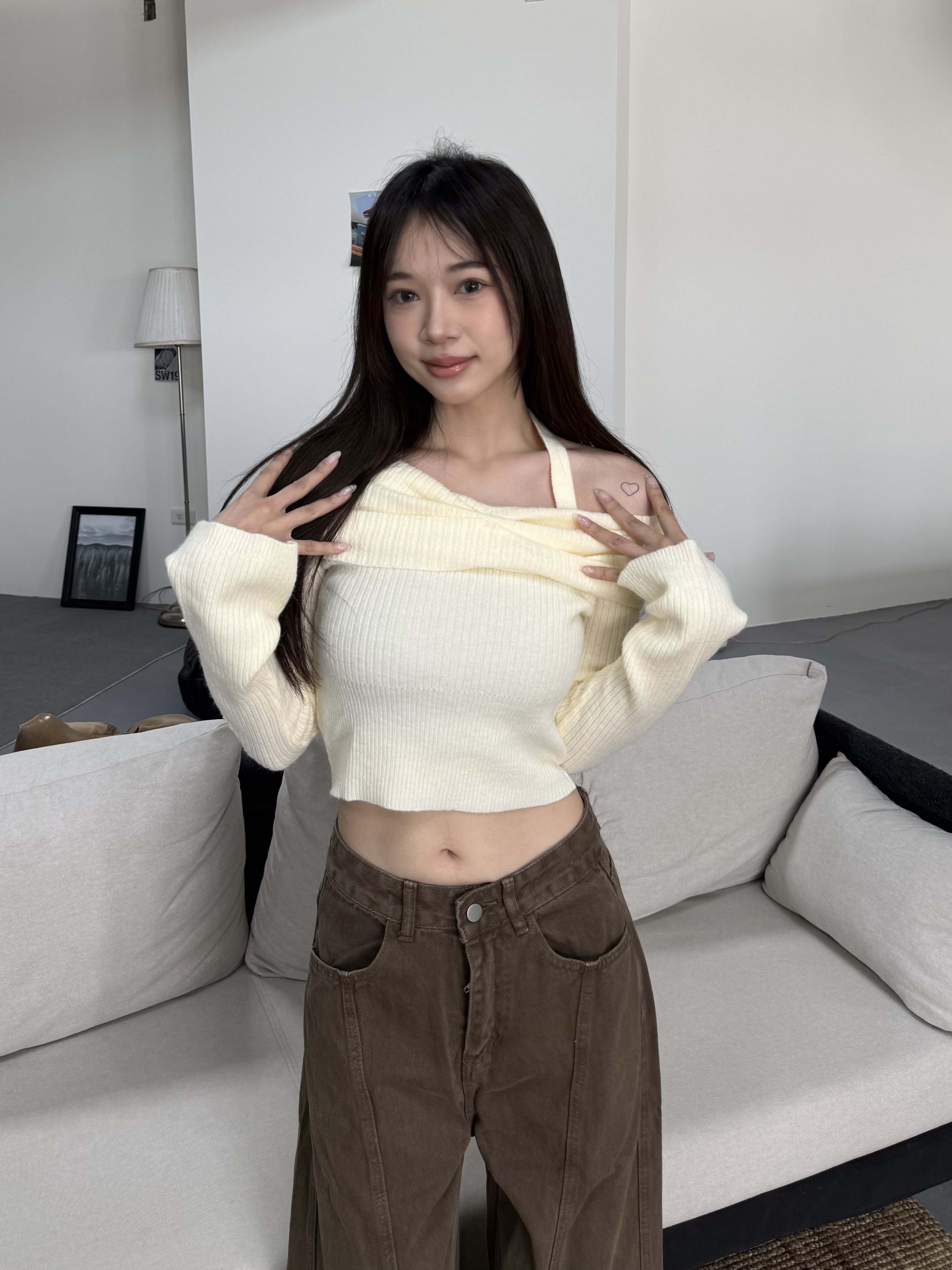氣質感抓皺短板喇叭袖上衣