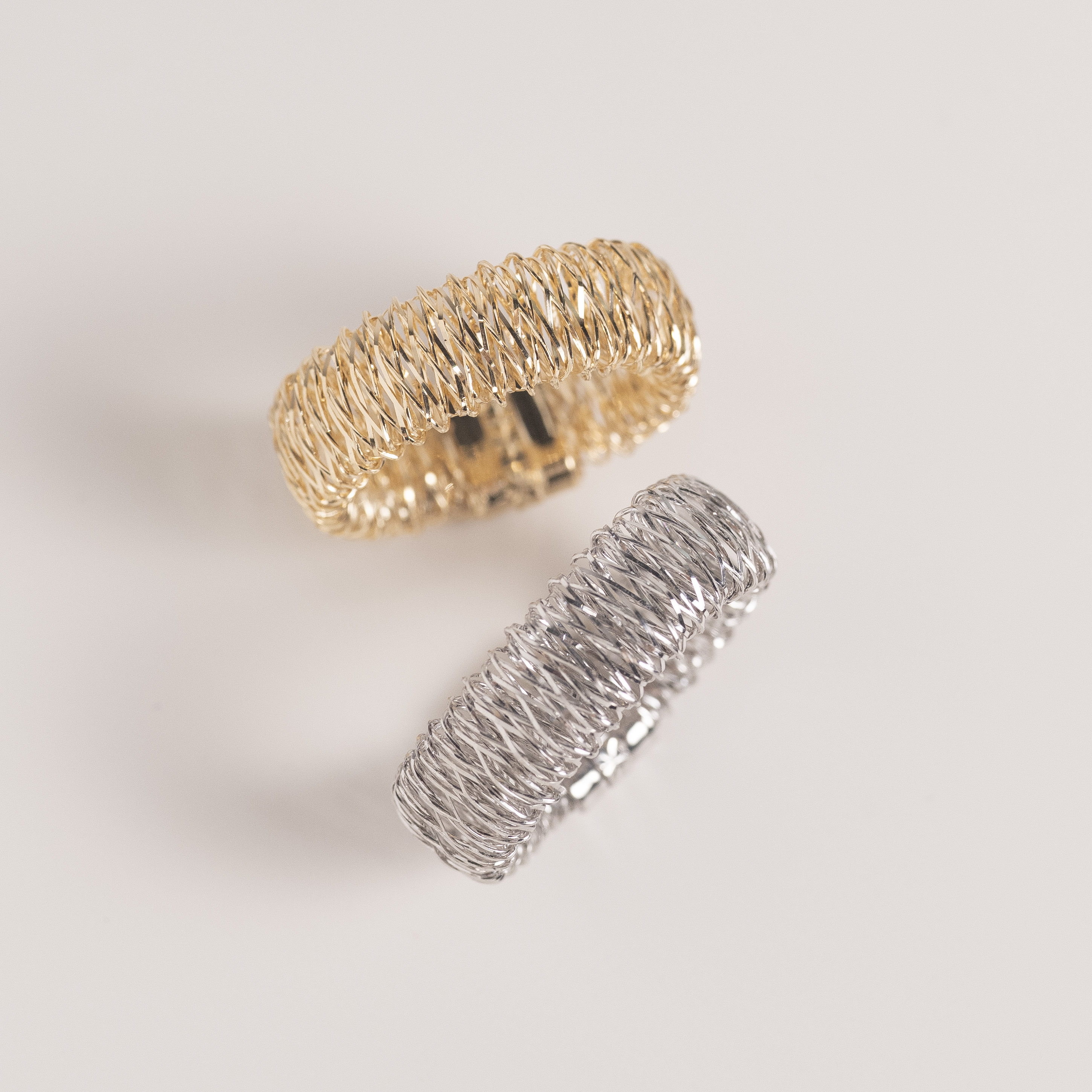 18K Italy Classic Woven Elastic Ring