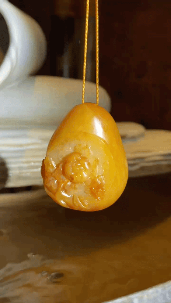 9577 和田玉籽料雞油黃獨籽