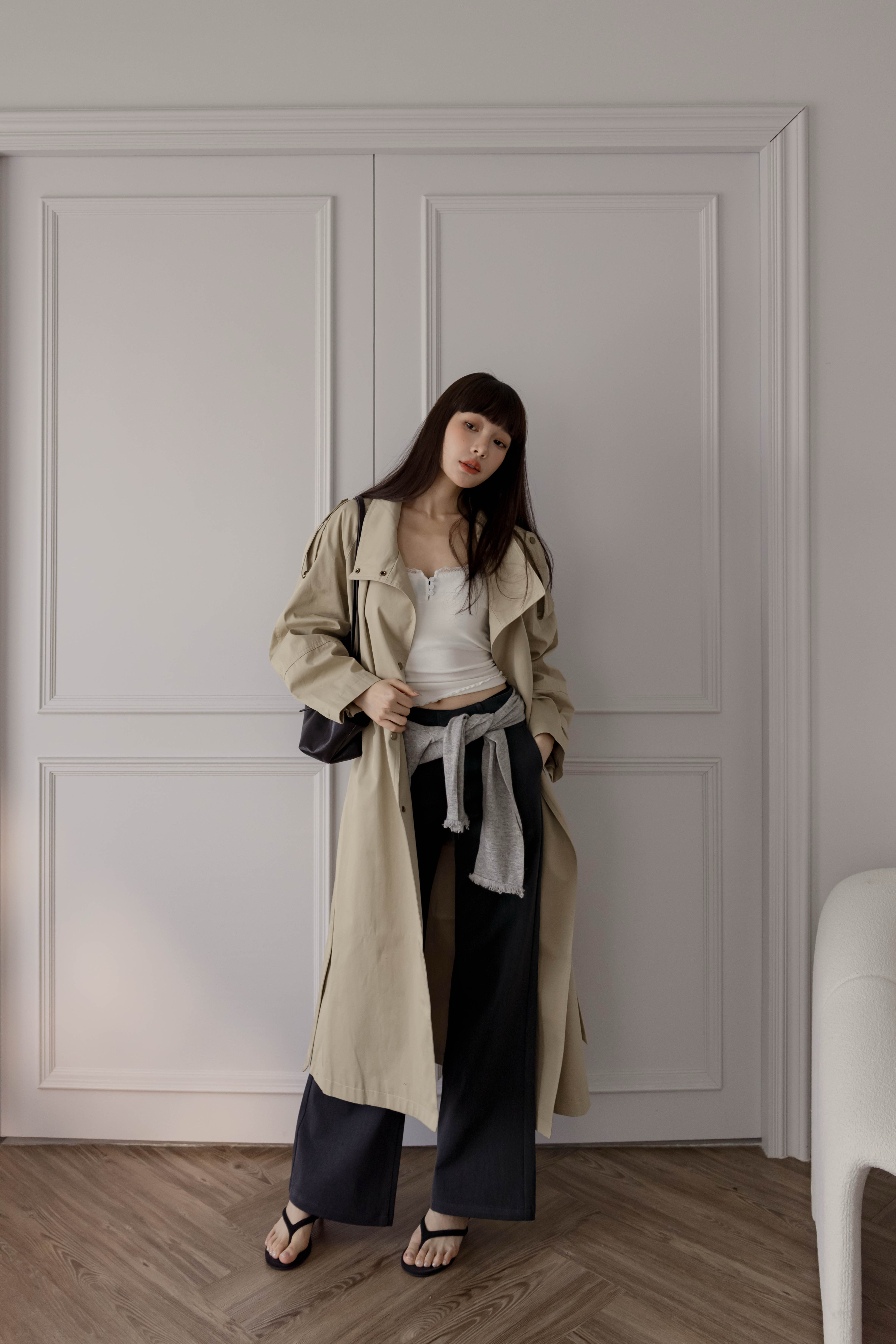 (預購)#AW23細肩帶蕾絲排釦背心(黑/白/淺灰/棕)
