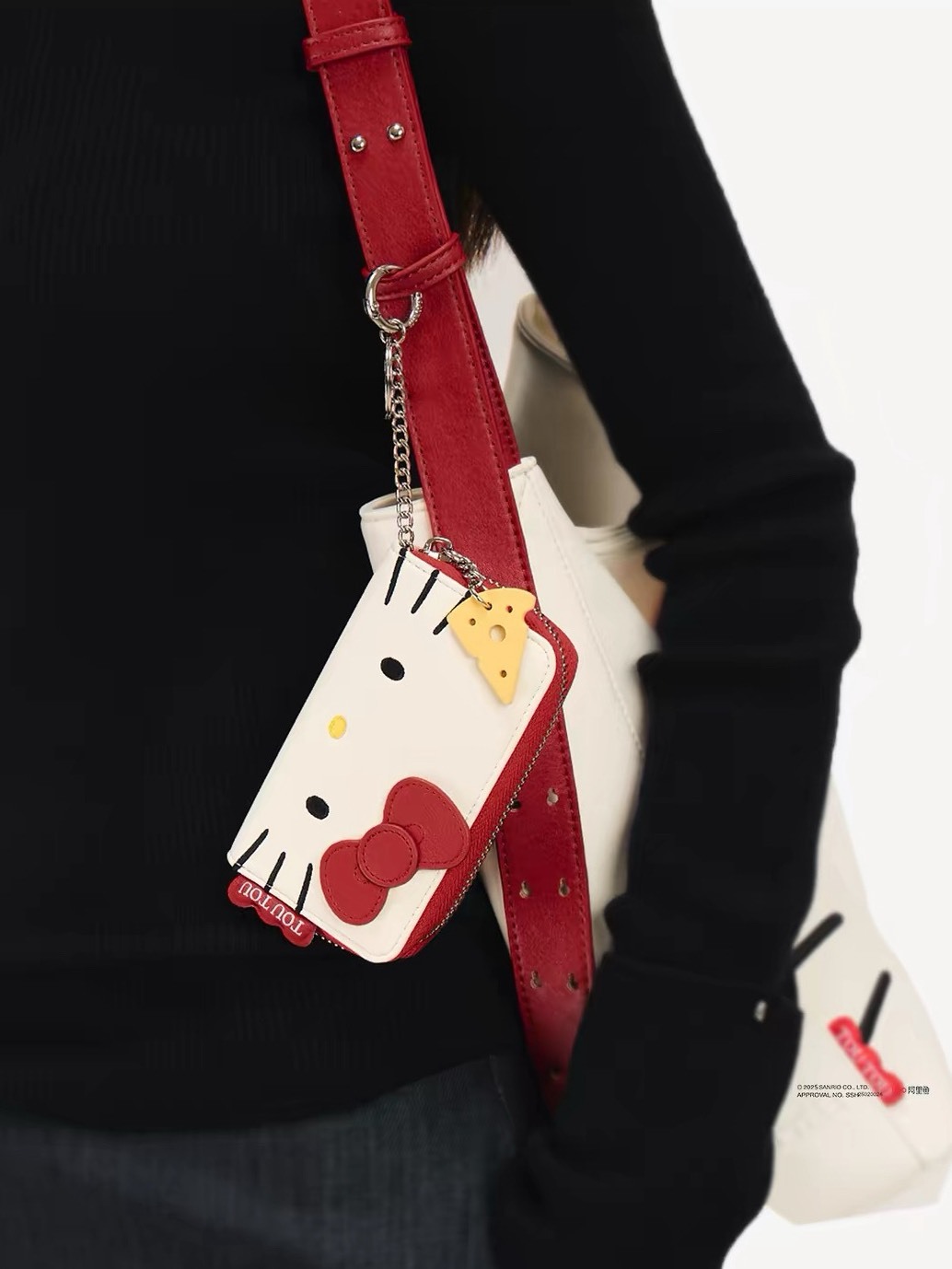 正版授權 TOUTOU X HELLOKITTY 聯名 收納 零錢 鑰匙 小包