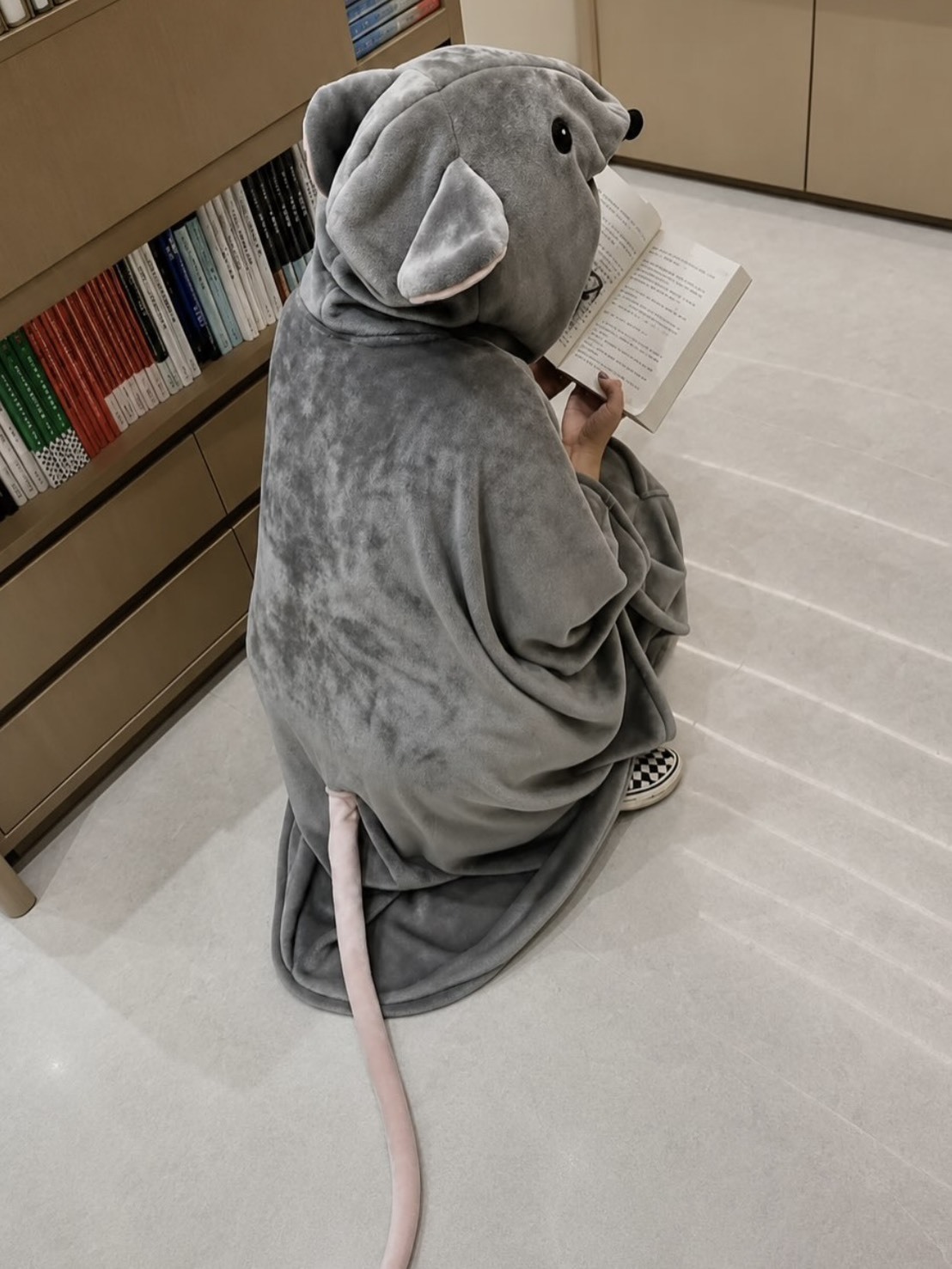 療癒系老鼠🐭 毛絨連帽斗篷披風 灰色 法蘭絨 居家服