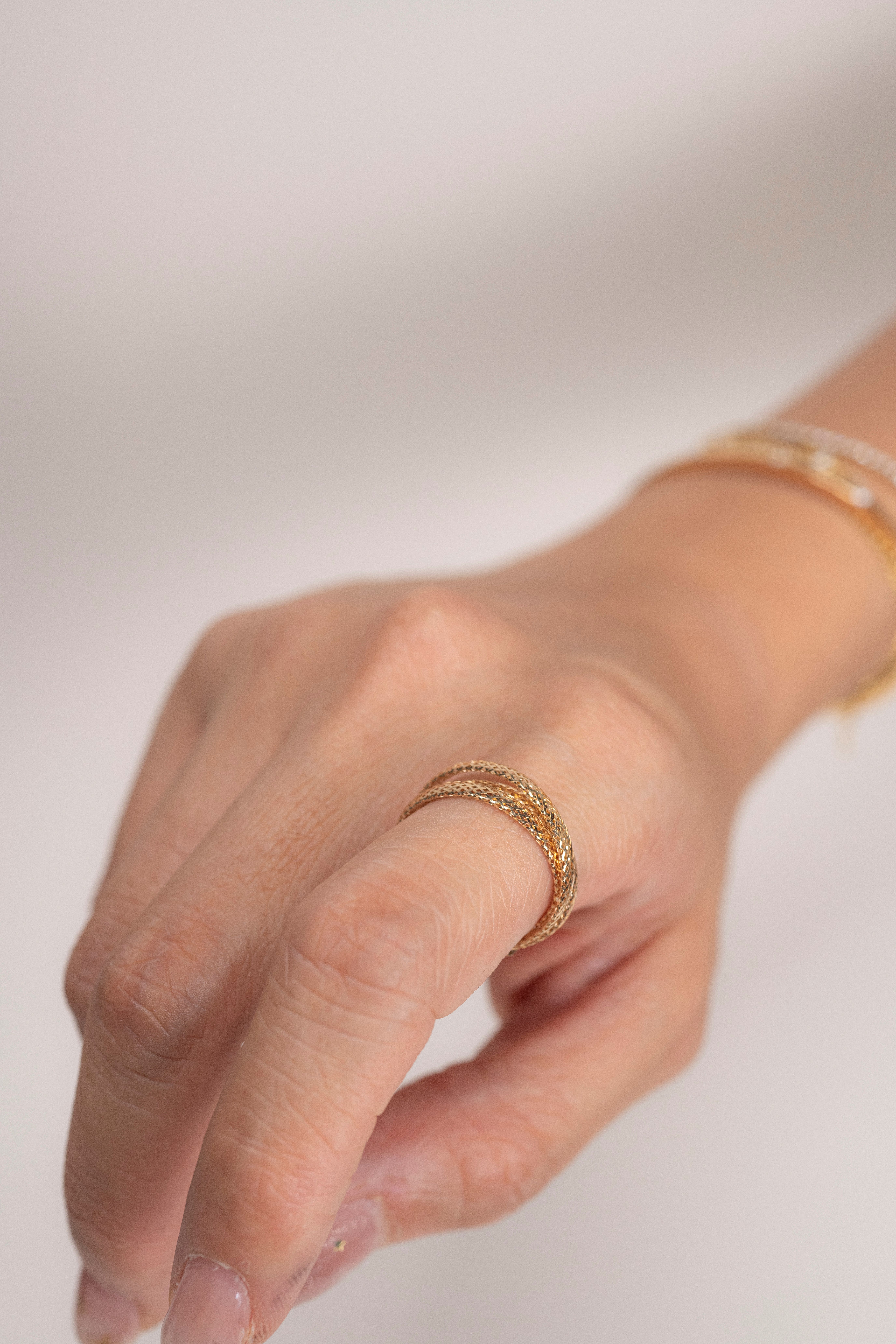 18K Italy Light-Luxury Mesh Elastic Gold Ring