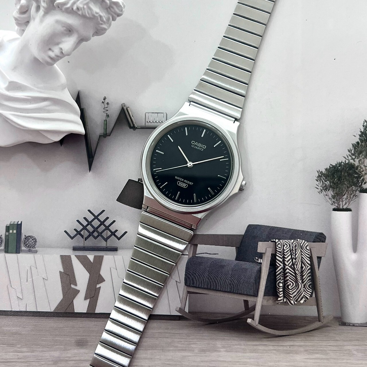 【CASIO 卡西歐】復古簡約薄型指針石英錶 MQ-24DA-1A 34.9mm 現代鐘錶