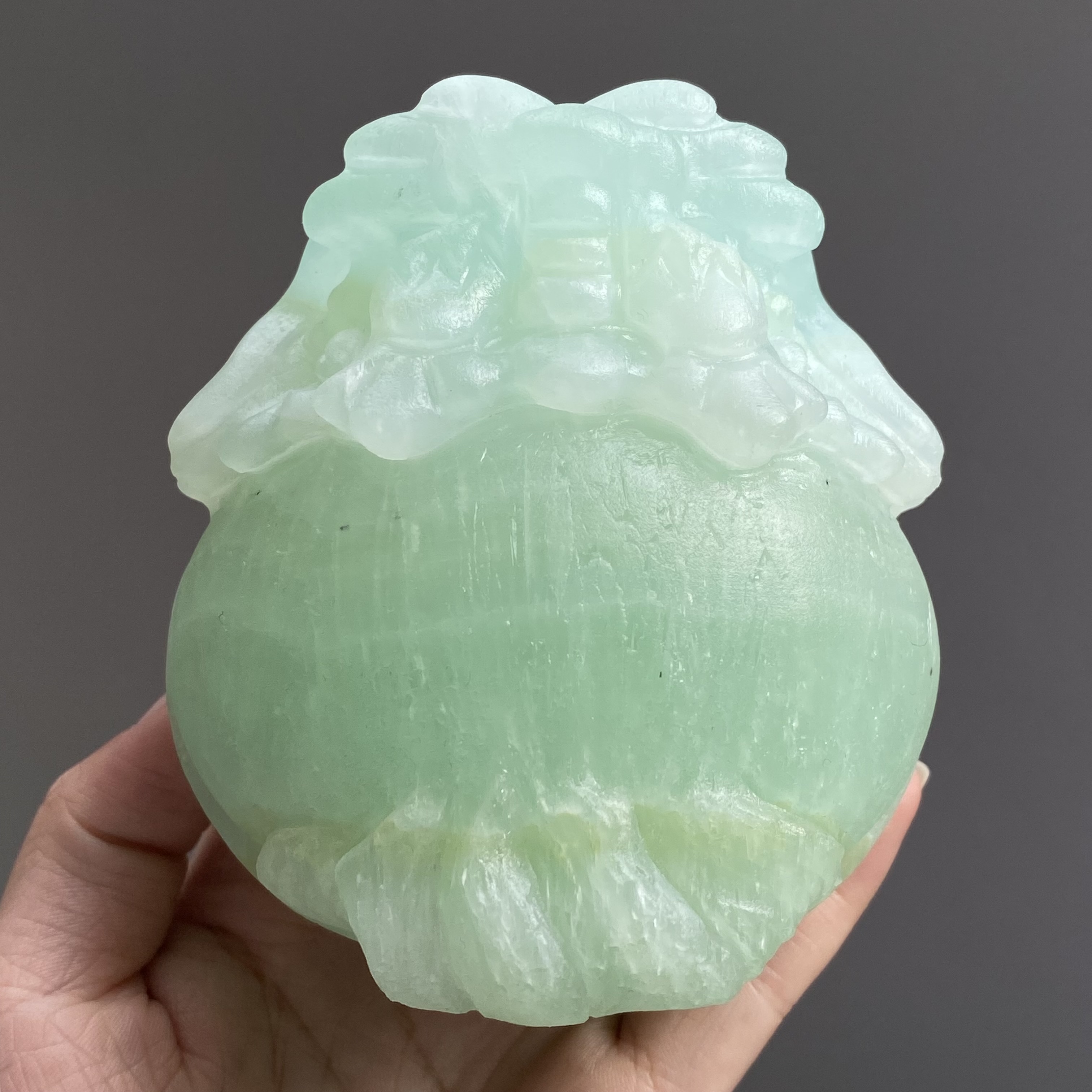 綠螢石龍龜