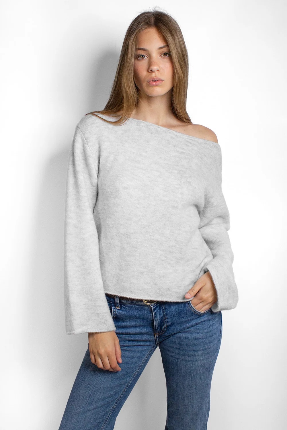 (預購) SUBDUED 翅膀毛衣Wings sequin sweater