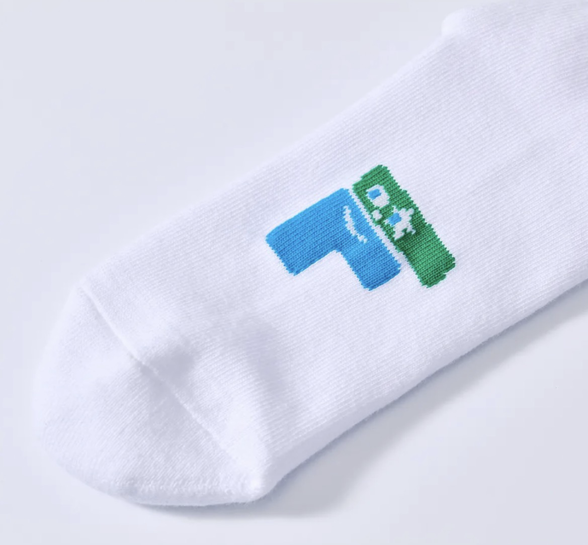 Famima Park by NIGO Line Line Socks