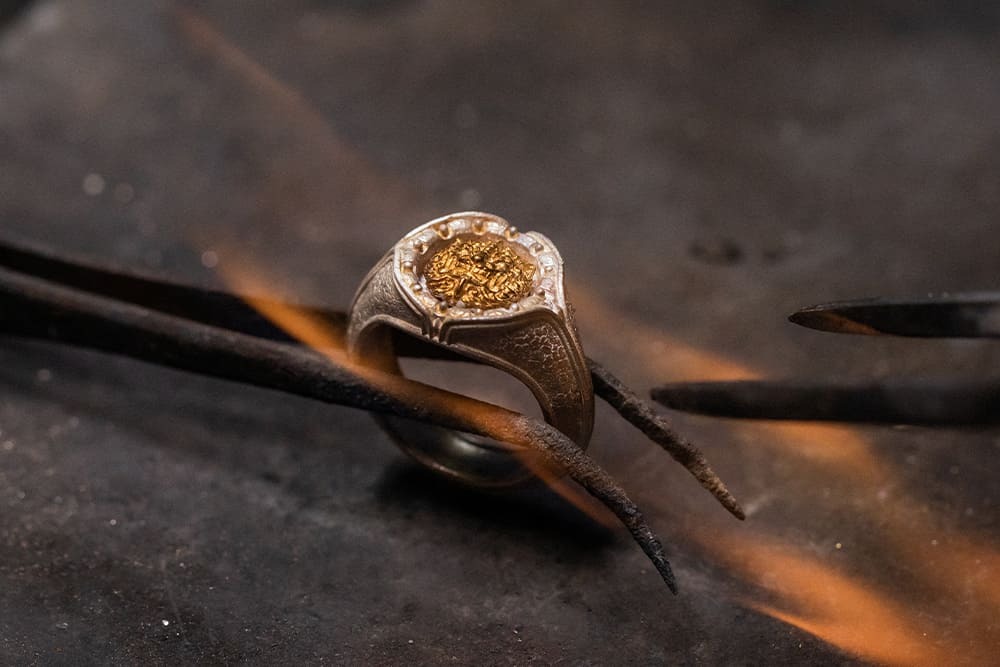 JK銀飾金工師傅拋修打磨貔貅銀飾