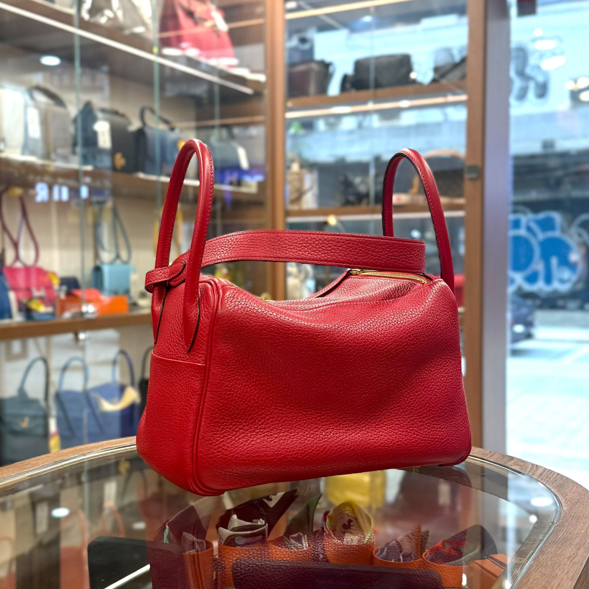90%NEW USED HERMES LINDY 26 Q5紅色金扣TC皮 ROUGR CASAQUE,STAMP C #愛馬仕