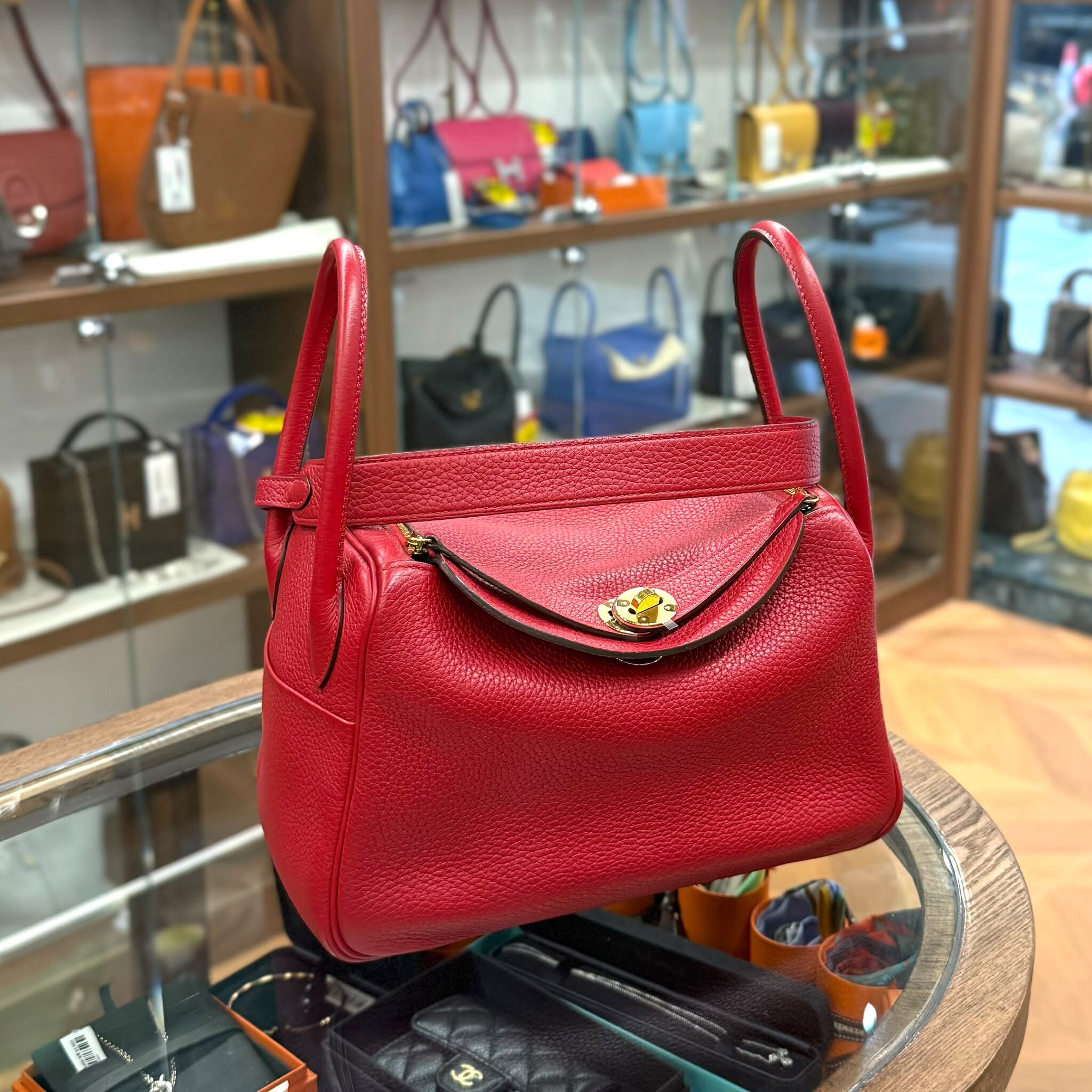 90%NEW USED HERMES LINDY 26 Q5紅色金扣TC皮 ROUGR CASAQUE,STAMP C #愛馬仕