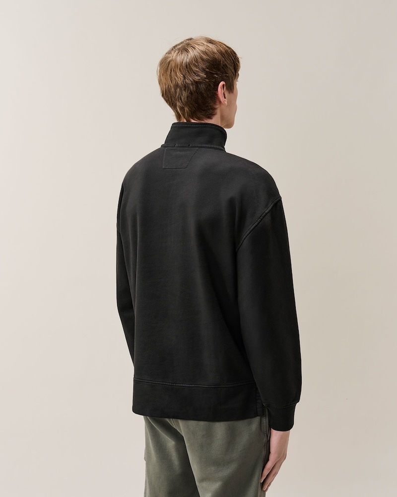 C.P. Company - Brushed and Emerized Diagonal Fleece Mixed Boxy Lens Half Zip Sweatshirt - 21CMSS020A006372M999 BLACK