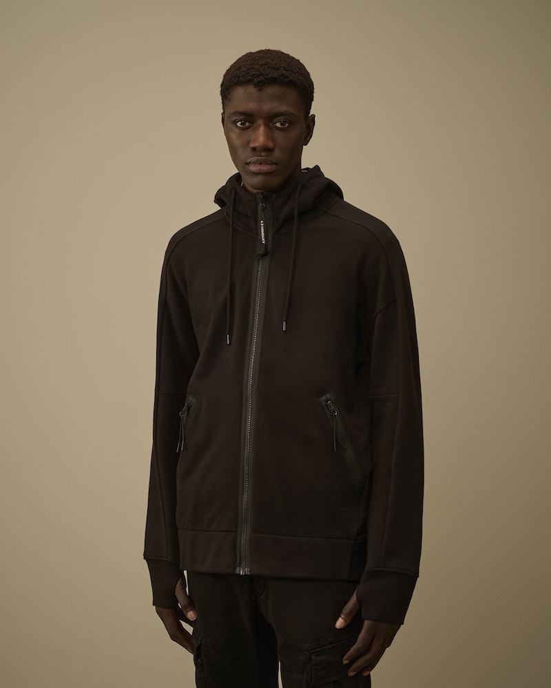 C.P. Company - Diagonal Raised Fleece Goggle Zip Sweatshirt - RCCMSS715A005086W999 BLACK