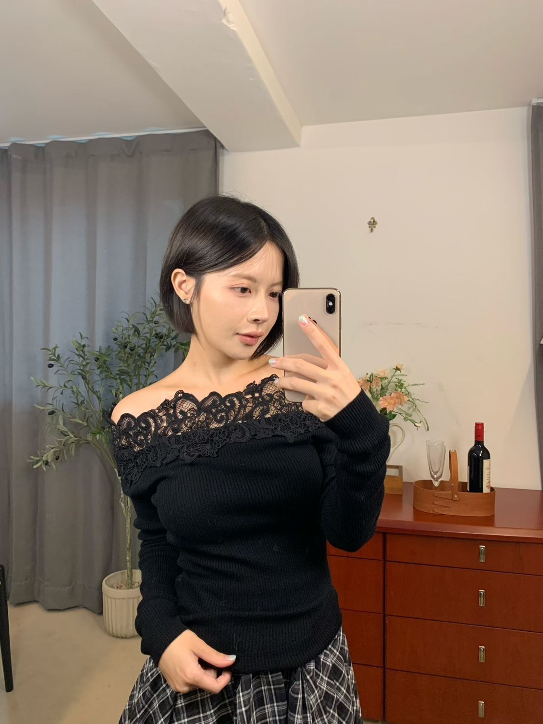 蕾絲華麗片露肩上衣