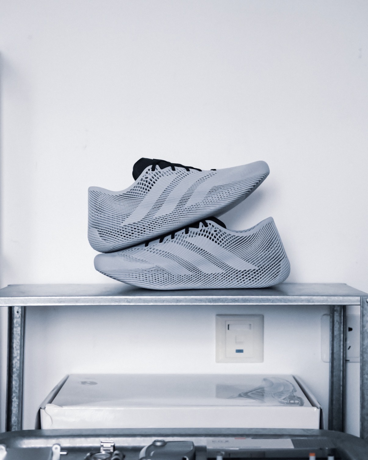 男女鞋 ADIDAS CLIMACOOL LACED 灰黑 何與同款 3D列印 一體成型 透氣 支撐 休閒 運動鞋【JQ6647】