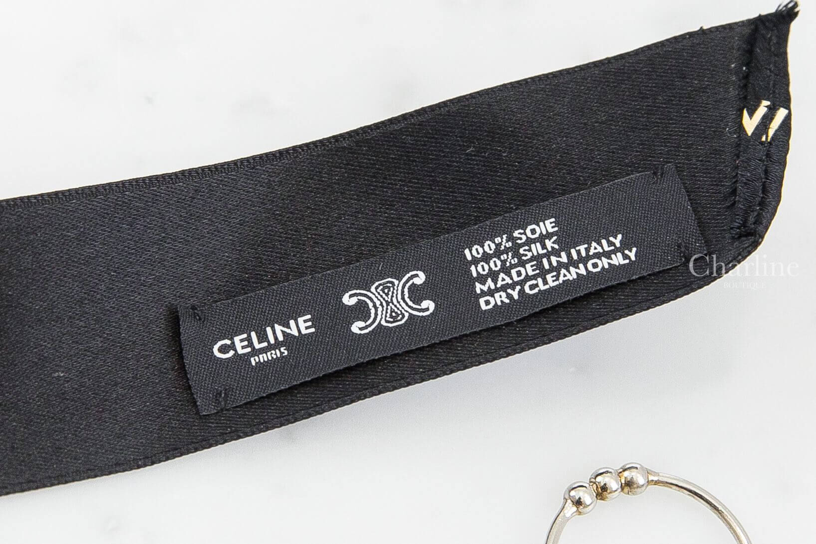 Celine Celine Small Bow Scrunchy In Silk 黑色金字蝴蝶結絲質髮束 100% Silk義大利製品牌洗標細節