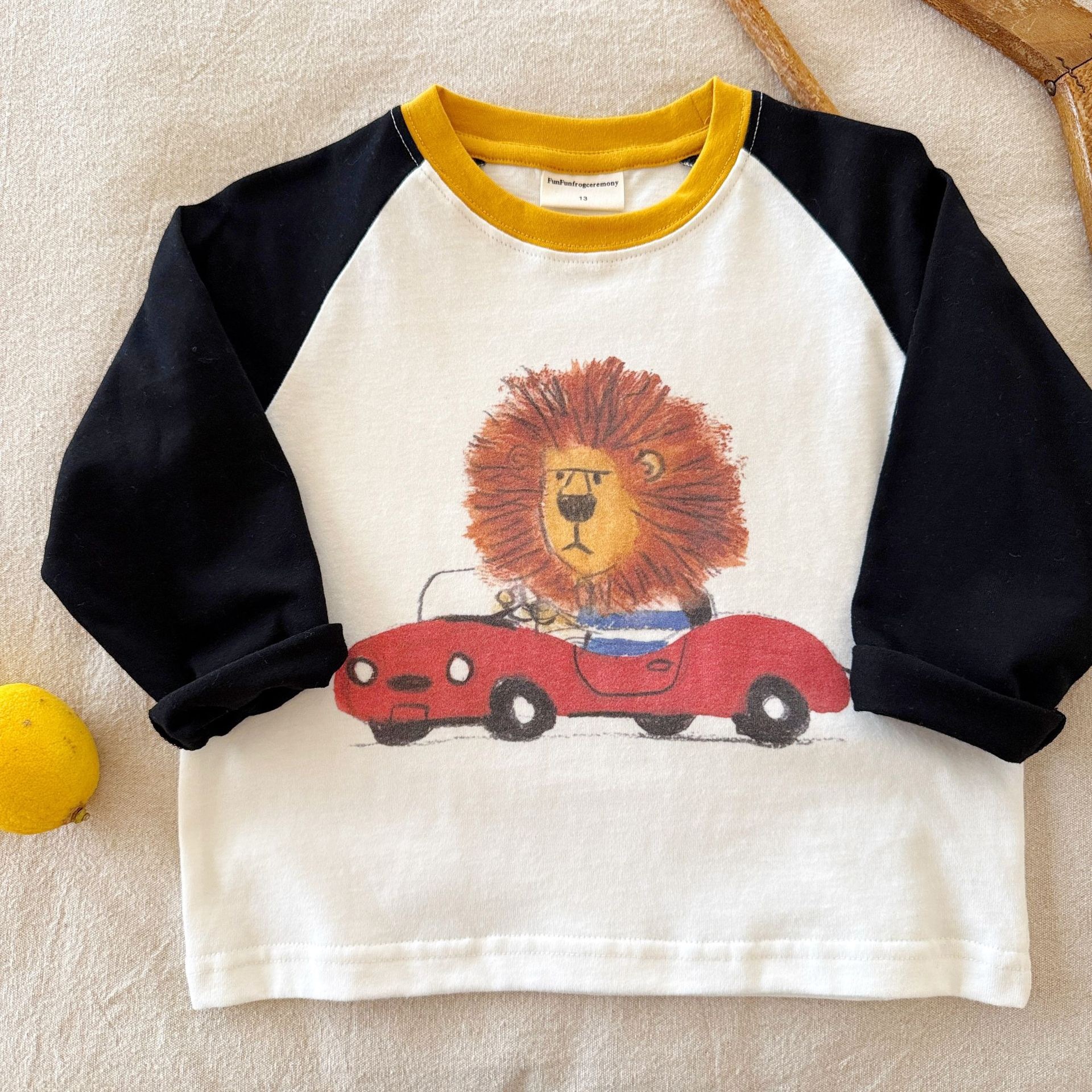 獅子大哥跑車上衣