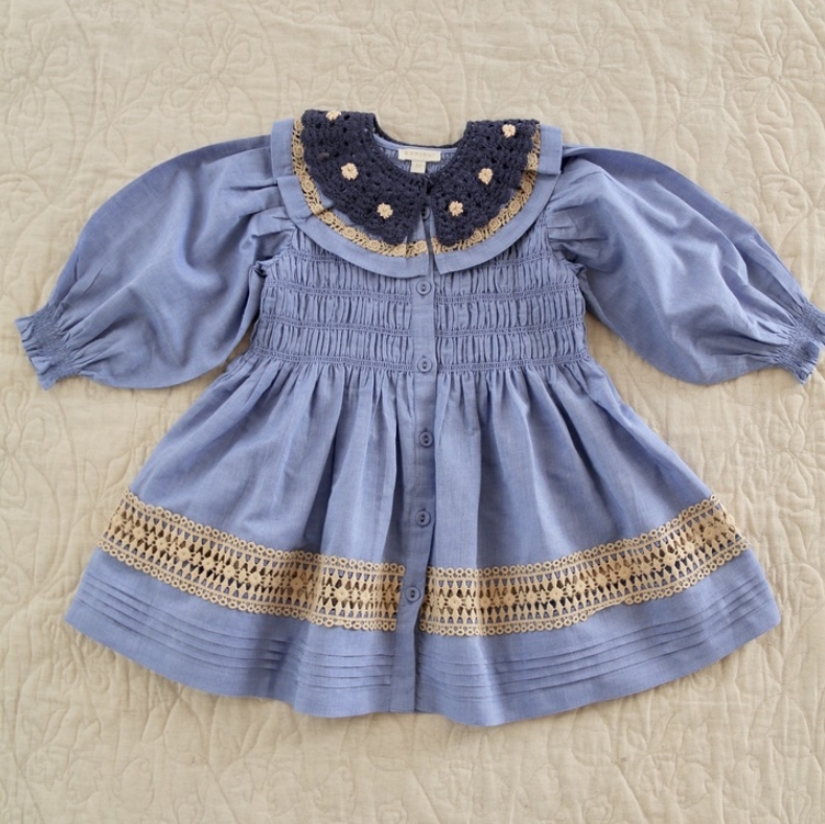 BONJOUR DIARY 雙層領鏤空排扣洋裝(編織領可拆) Long dress with crochet collar - Blue chambray