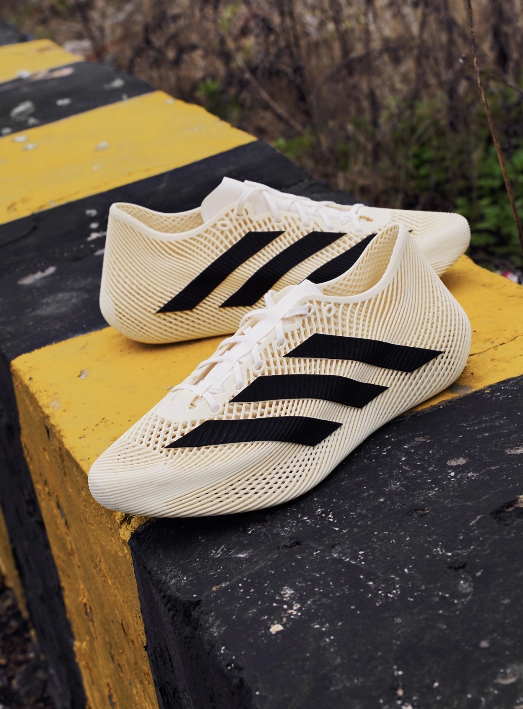 男女鞋 ADIDAS CLIMACOOL LACED 米白黑 3D列印 一體成型 透氣 支撐 休閒 運動鞋【KJ8968】