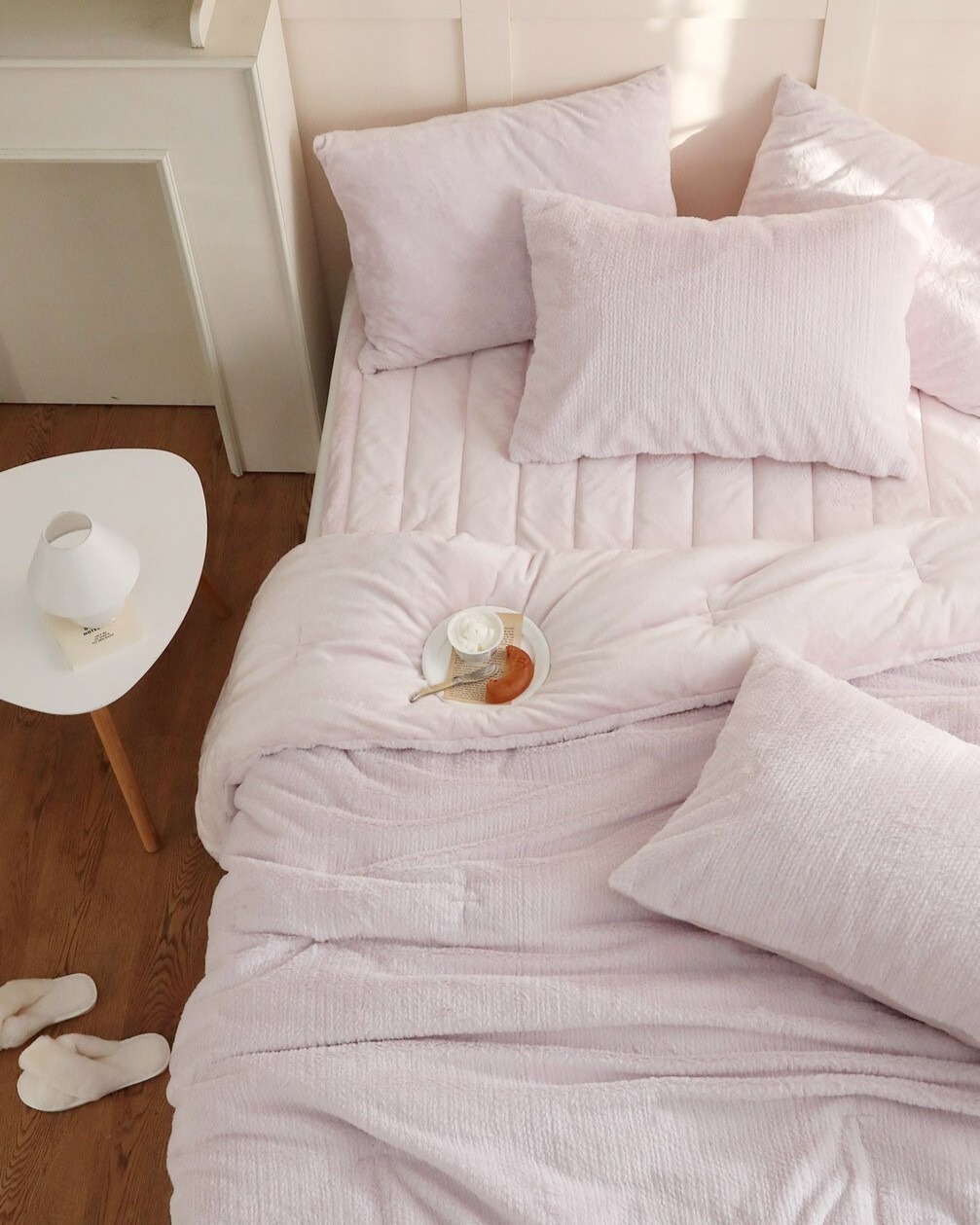 Bunny 10mm Mink-Touch Long-Pile Microfiber Winter Quilted Comforter & Pillowcase Set