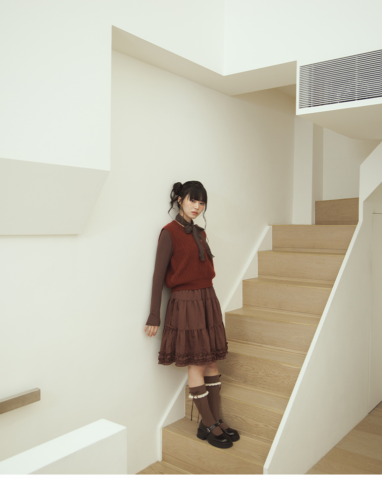 Bow-tie lace-trimmed knee-high stockings, available in three colors【07110628】in stock+pre-order