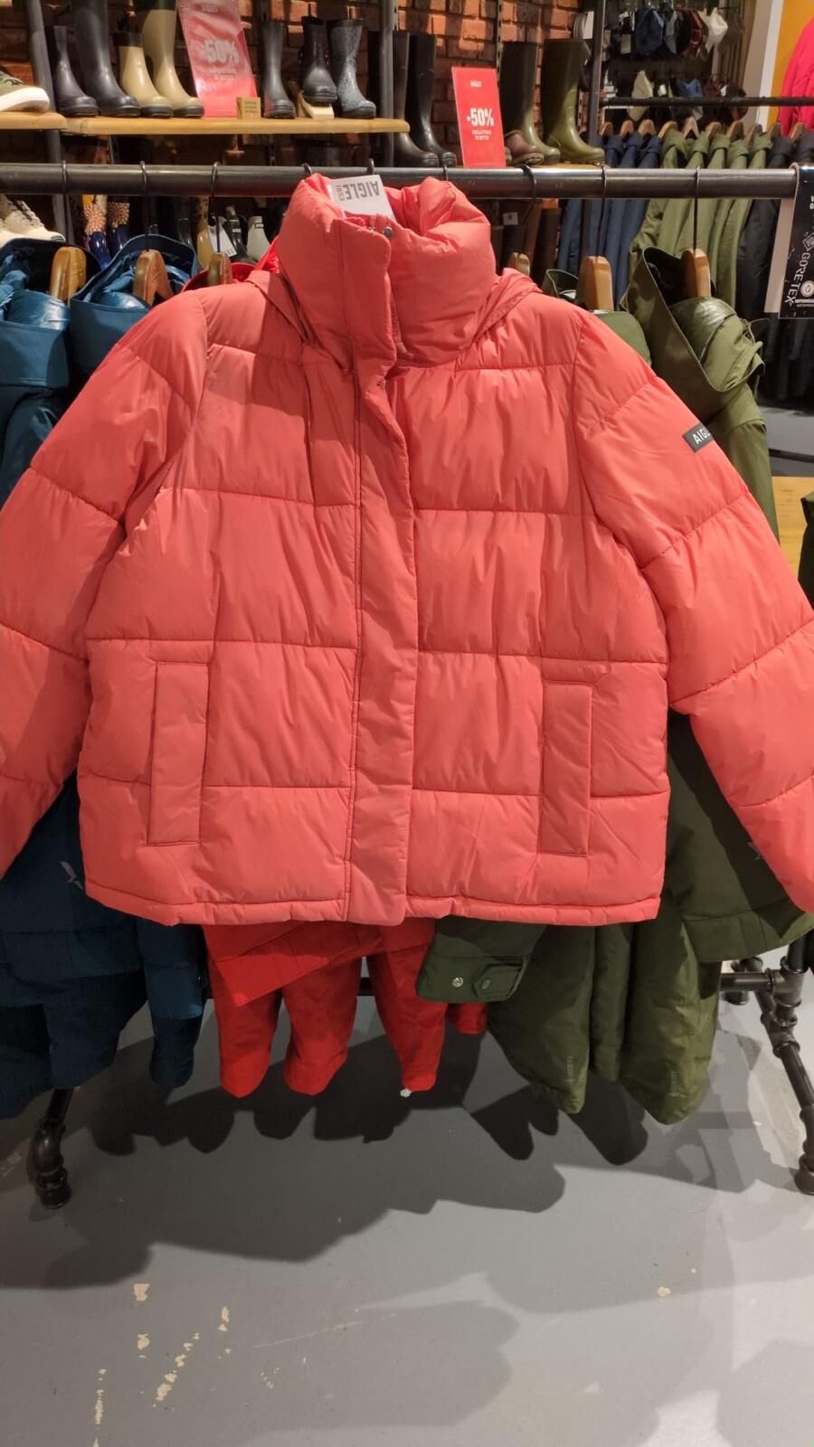 LYS02661 Aigle 女裝防泼水保暖連帽羽絨外套-珊瑚粉