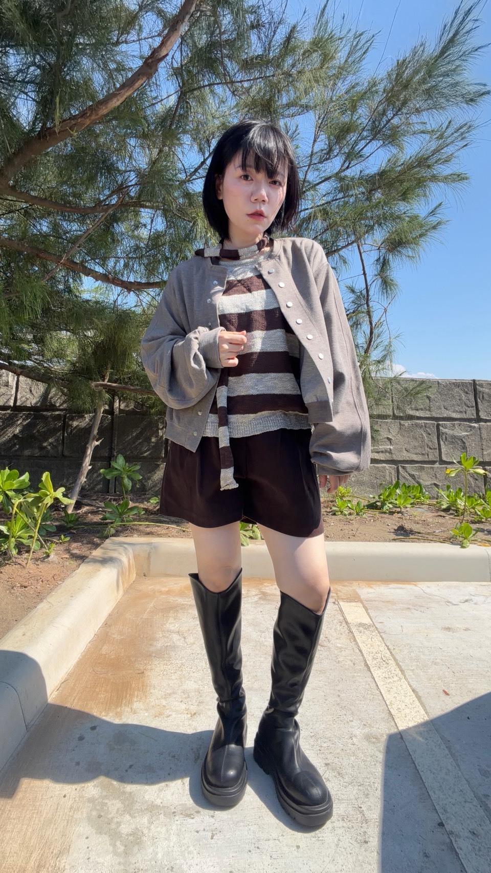 Iron-button baseball jacket
