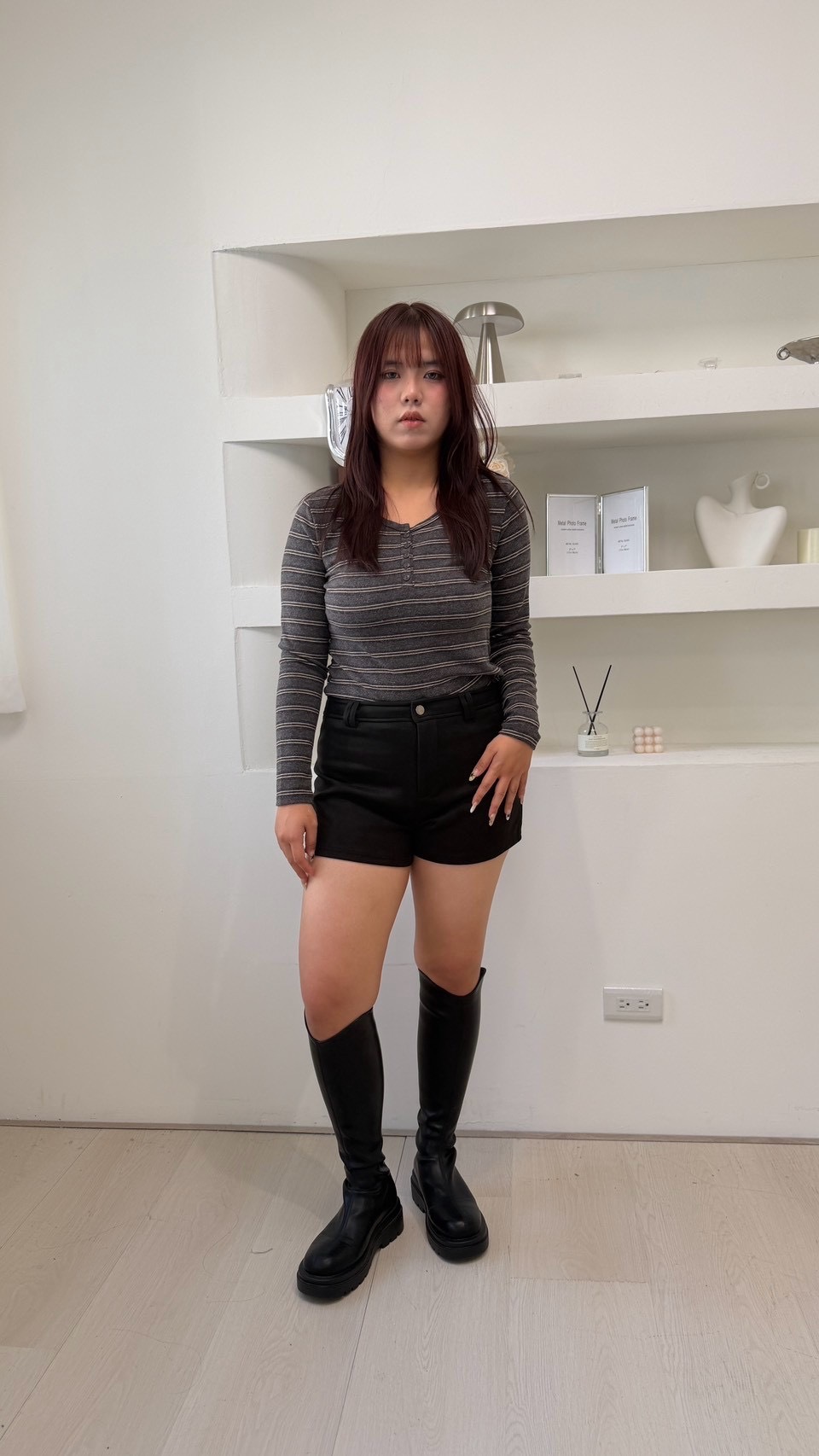 CP值超高!!麂皮皮帶短褲