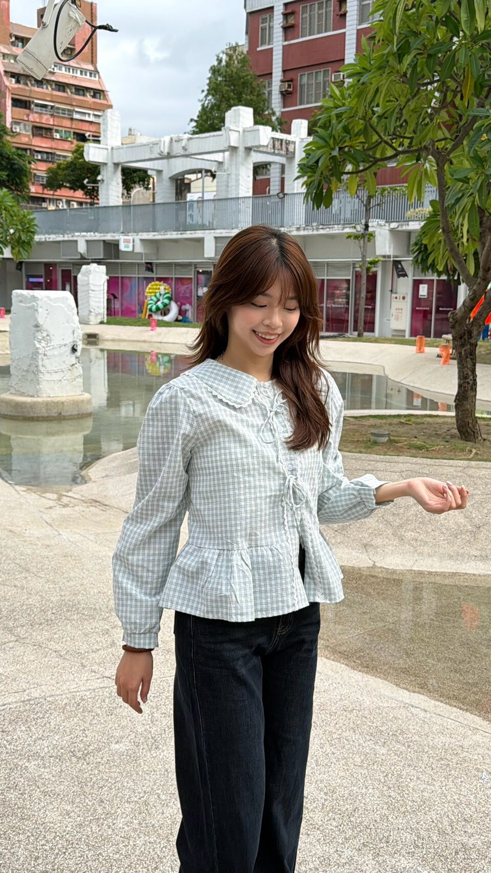 Peter Pan collar lace plaid shirt